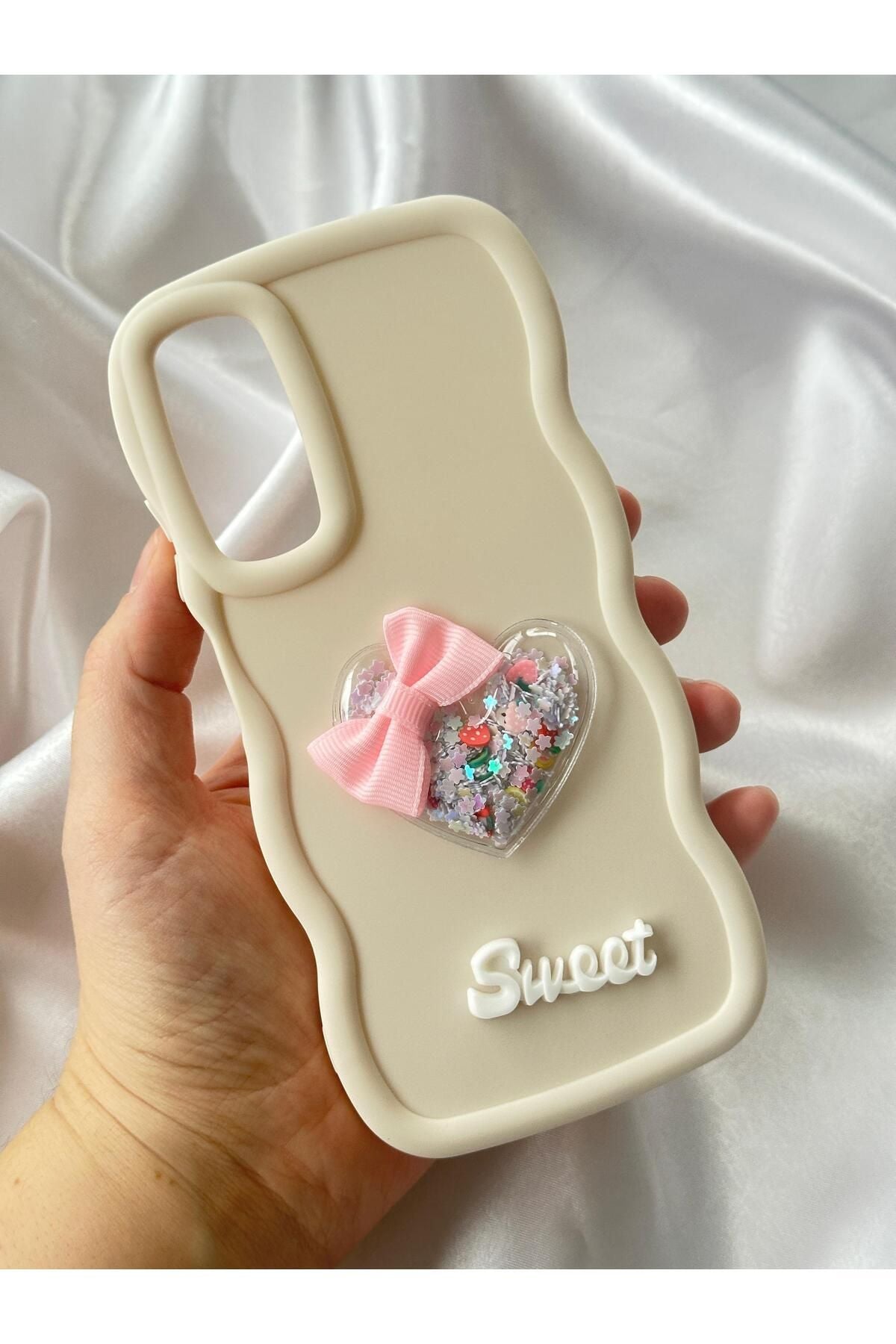 Samsung Galaxy A05 Renkli Kalp Kurdele Detaylı Simli Dalgalı Sweety Kılıf