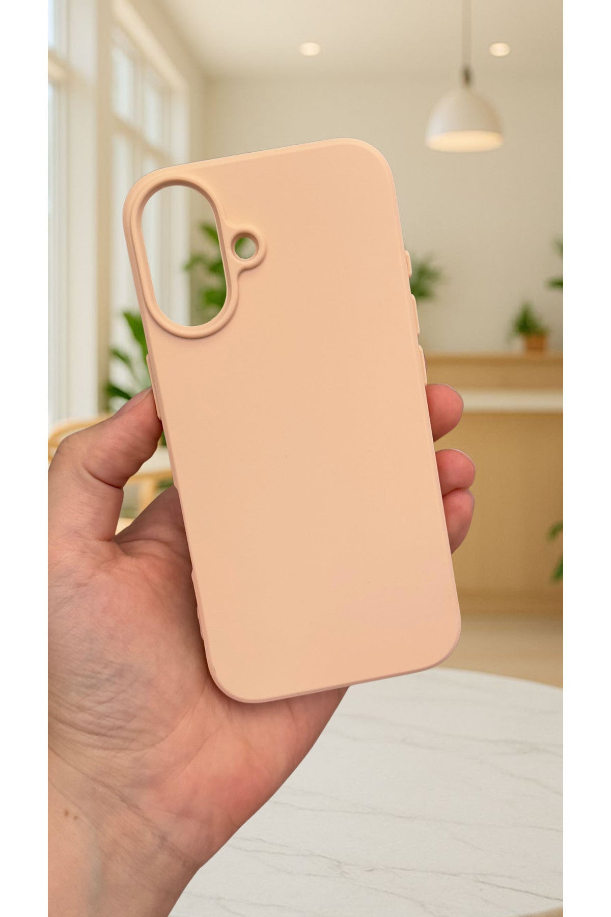 iPhone 16 Plus - Silikon Darbe Emici Klasik Korumalı Rubber Kılıf