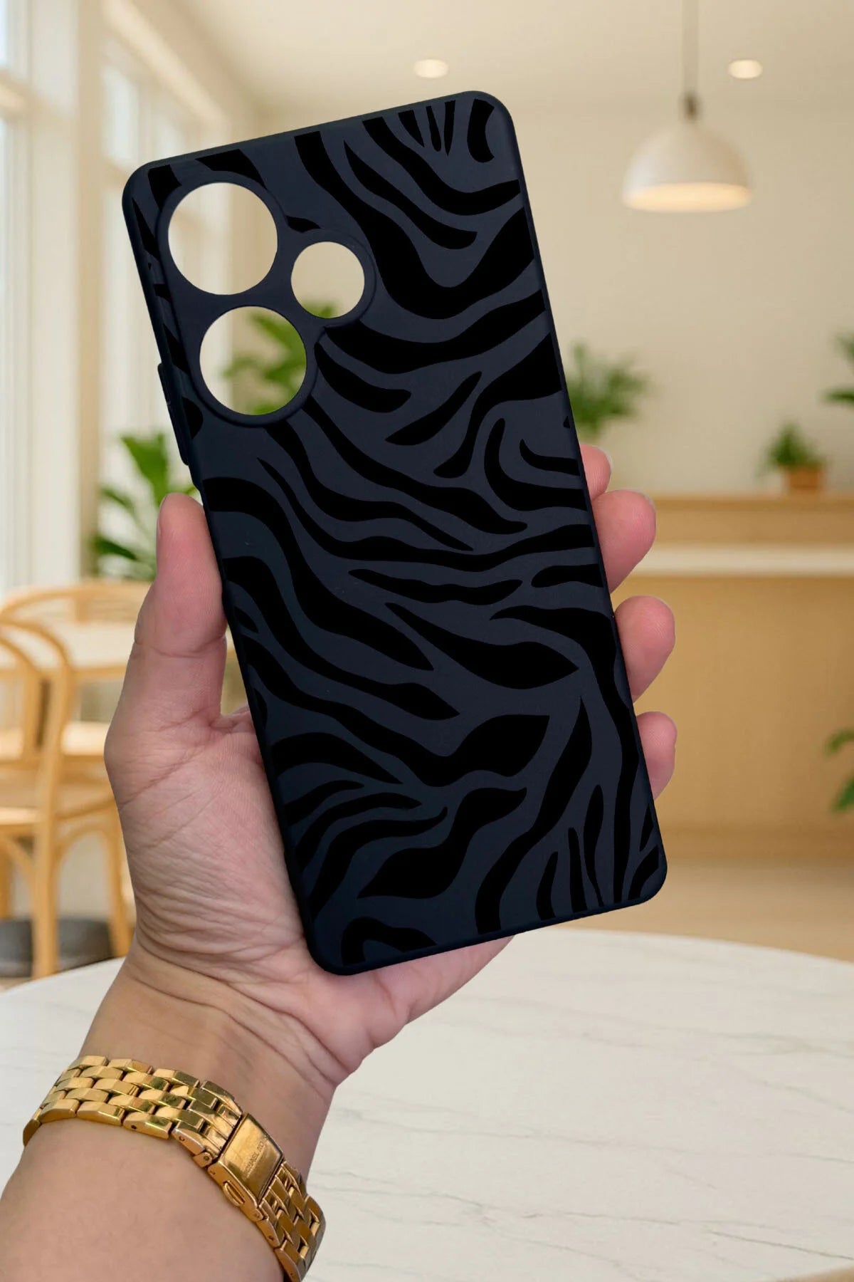 İNFİNİX HOT 30 - ZEBRA DESENLİ Silikon Darbe Emici Klasik Korumalı Rubber Kılıf