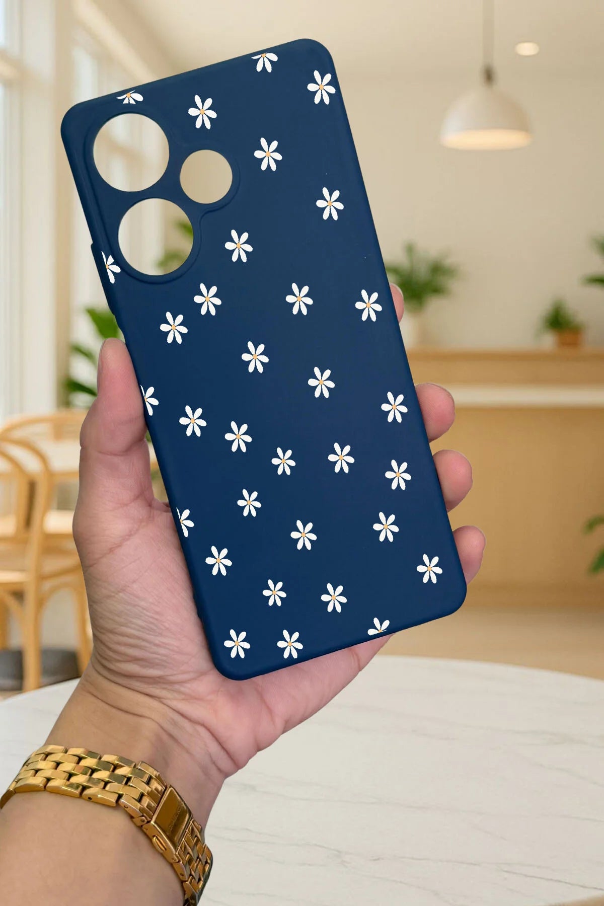 İNFİNİX HOT 30 -MİNİ PAPATYA DESENLİ Silikon Darbe Emici Klasik Korumalı Rubber Kılıf