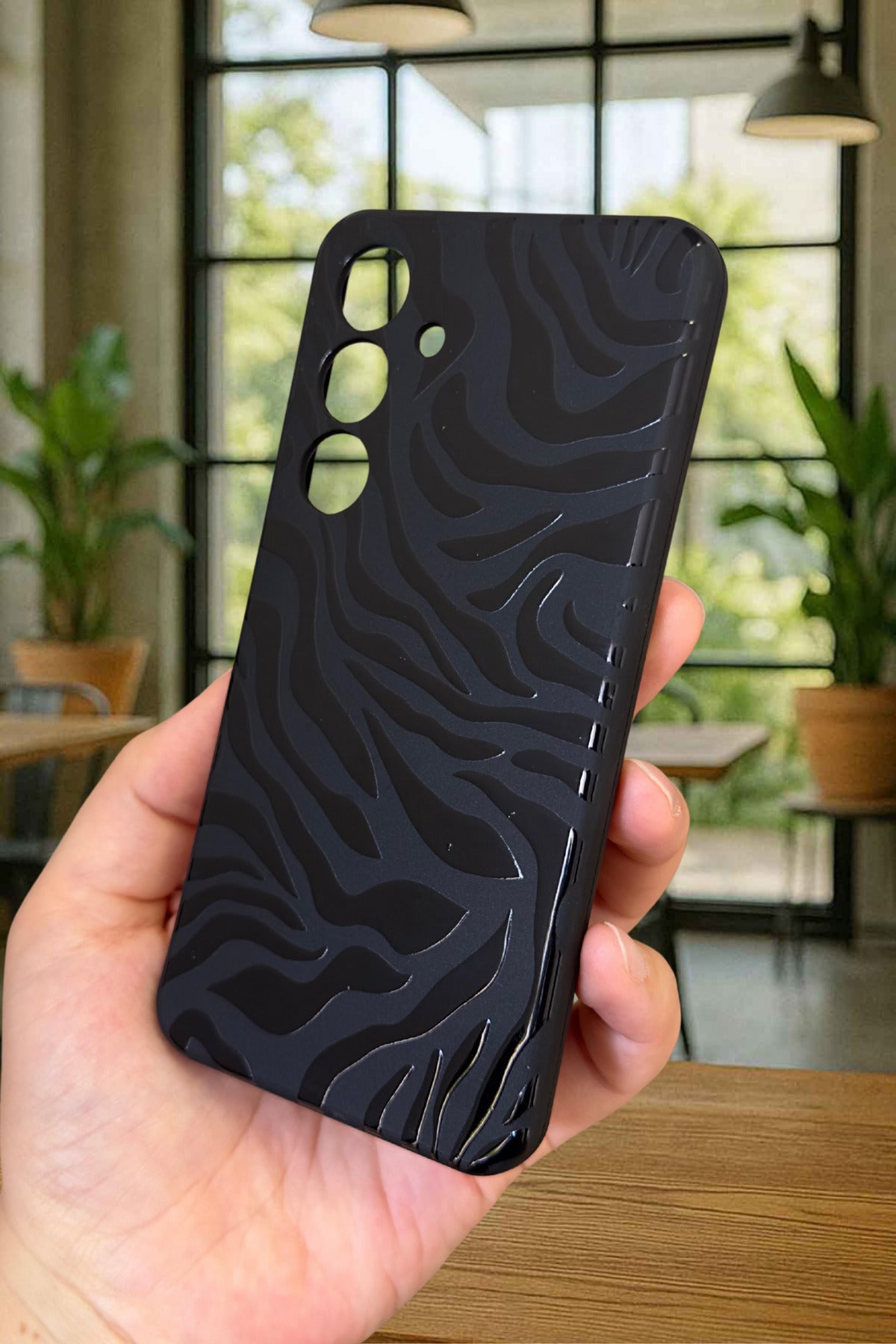 Samsung Galaxy S24 ZEBRA DESENLİ Silikon Darbe Emici Klasik Korumalı Rubber Kılıf