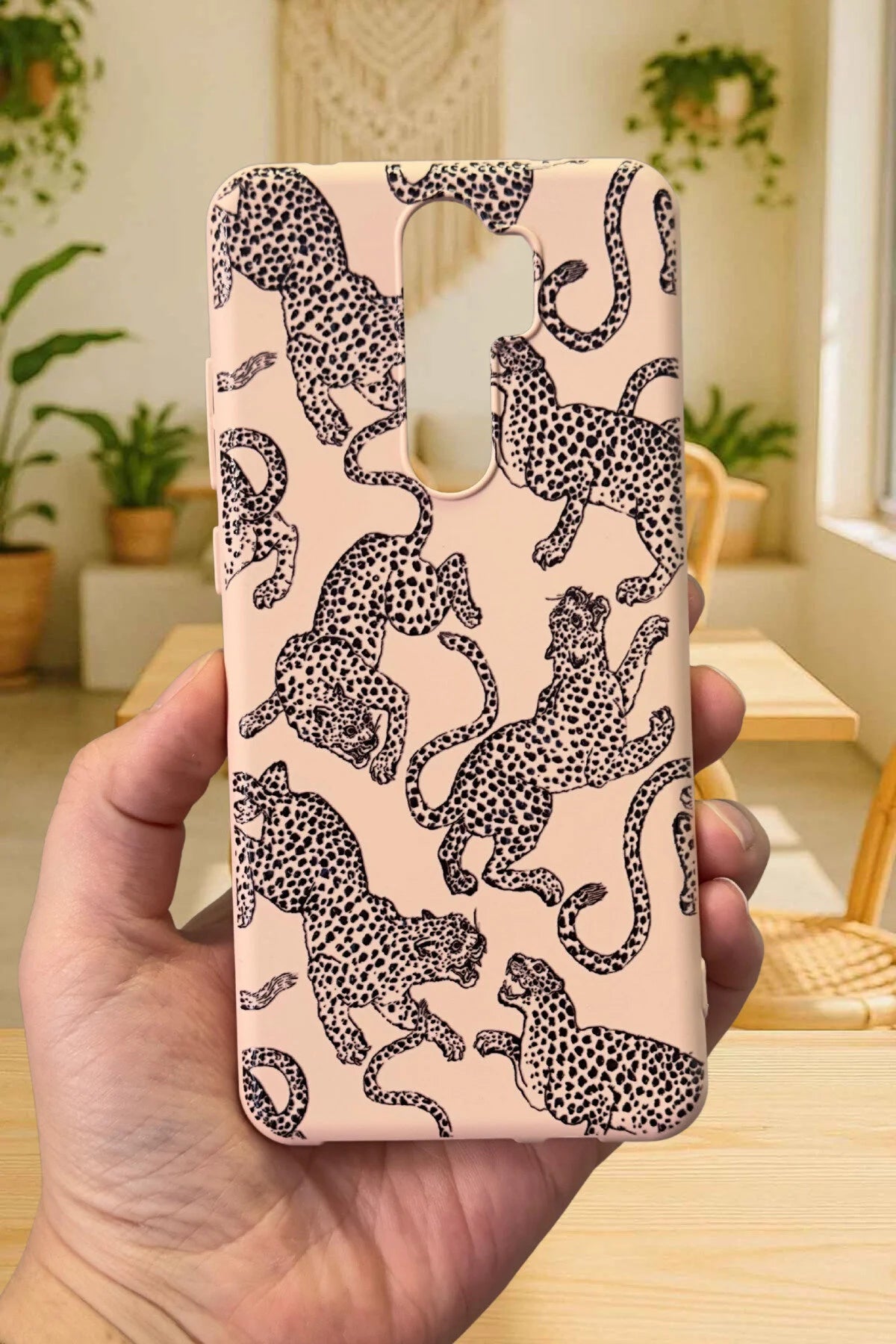 Xiaomi Redmi Note 8 Pro- LEOPAR DESENLİ Silikon Darbe Emici Klasik Korumalı Rubber Kılıf