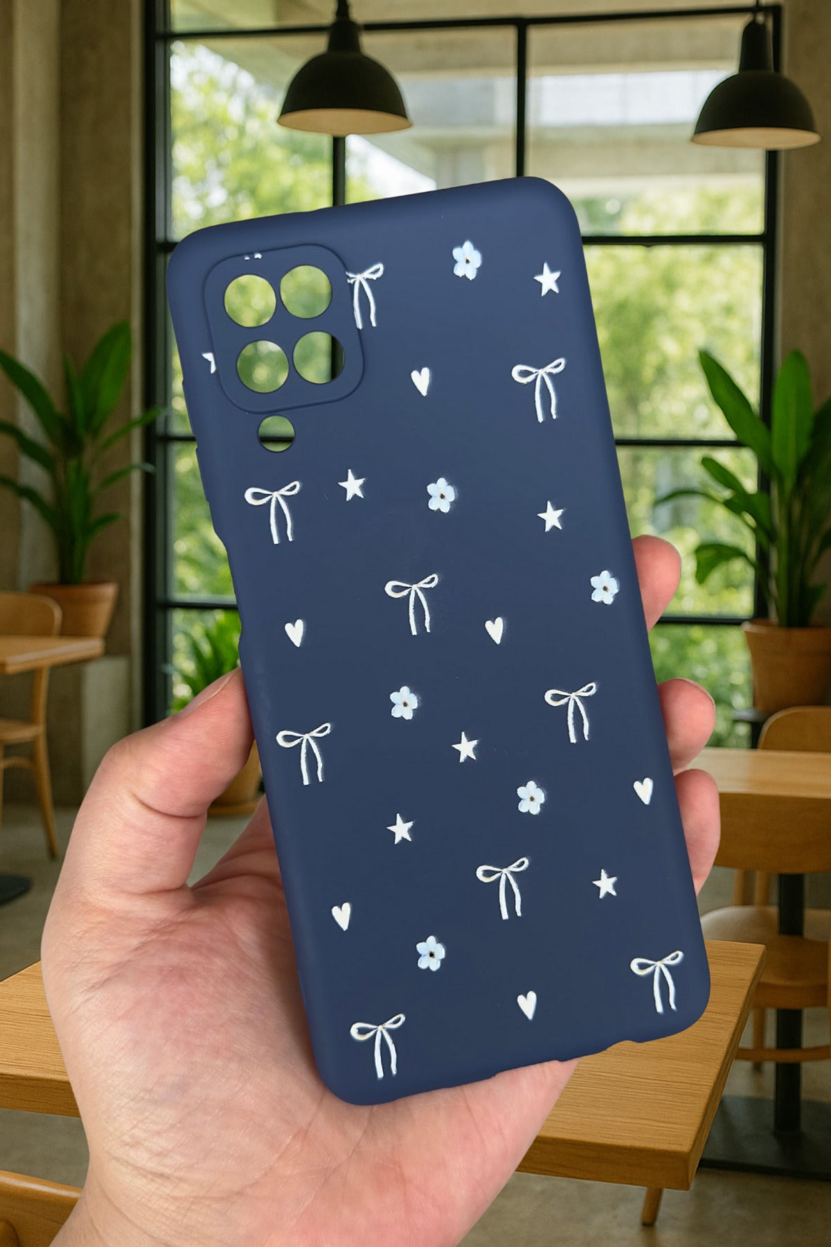 Samsung Galaxy A12 Uyumlu Mini Fiyonk Desenli Silikon Darbe Emici Klasik Korumalı Rubber Kılıf