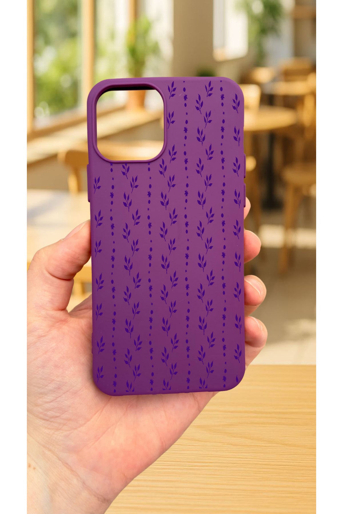 iPhone 12 ve 12 Pro Uyumlu SARMAŞIK DESENLİ Silikon Darbe Emici Klasik Korumalı Rubber Kılıf