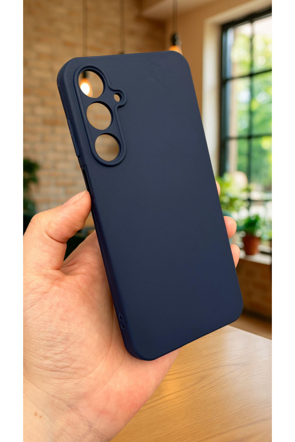 Samsung Galaxy S24FE - Silikon Darbe Emici Klasik Korumalı Rubber Kılıf