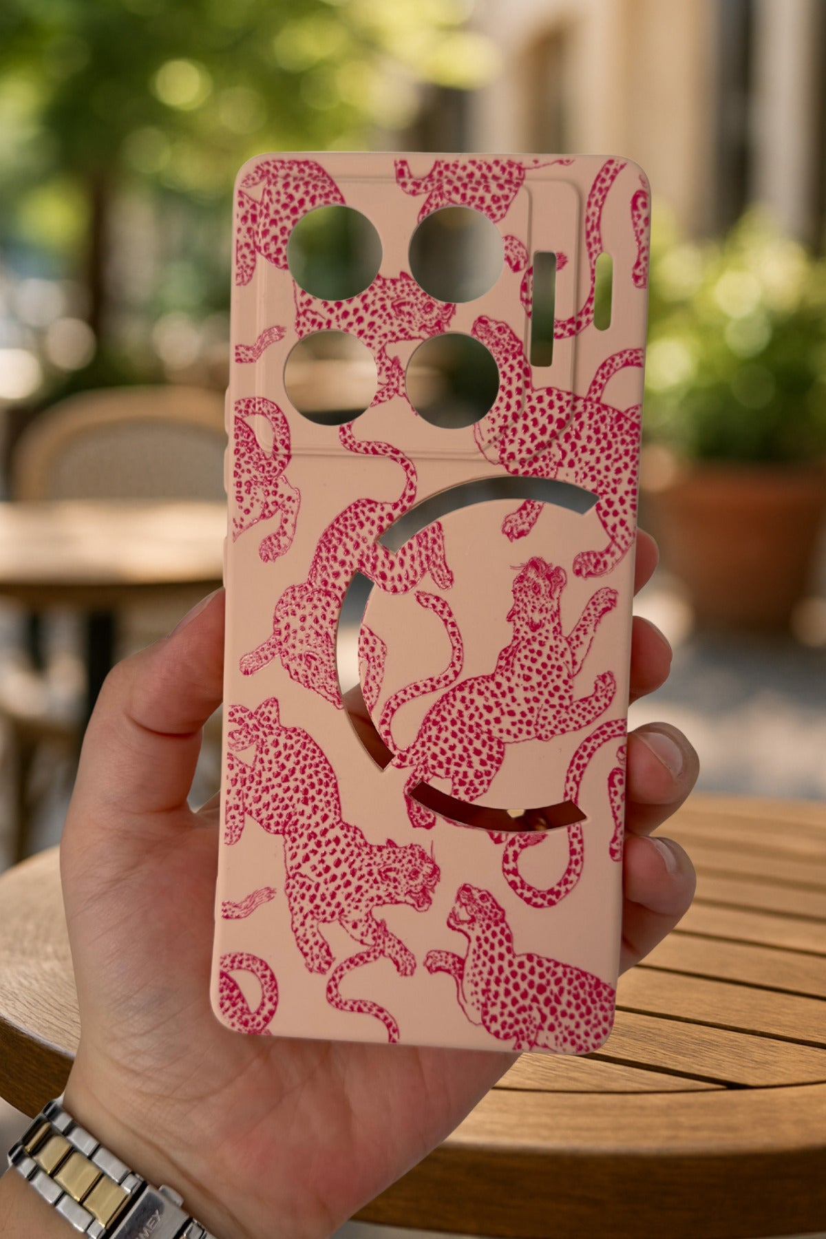 İnfinix GT 20 Pro- PEMBE LEOPAR DESENLİ Silikon Darbe Emici Klasik Korumalı Rubber Kılıf