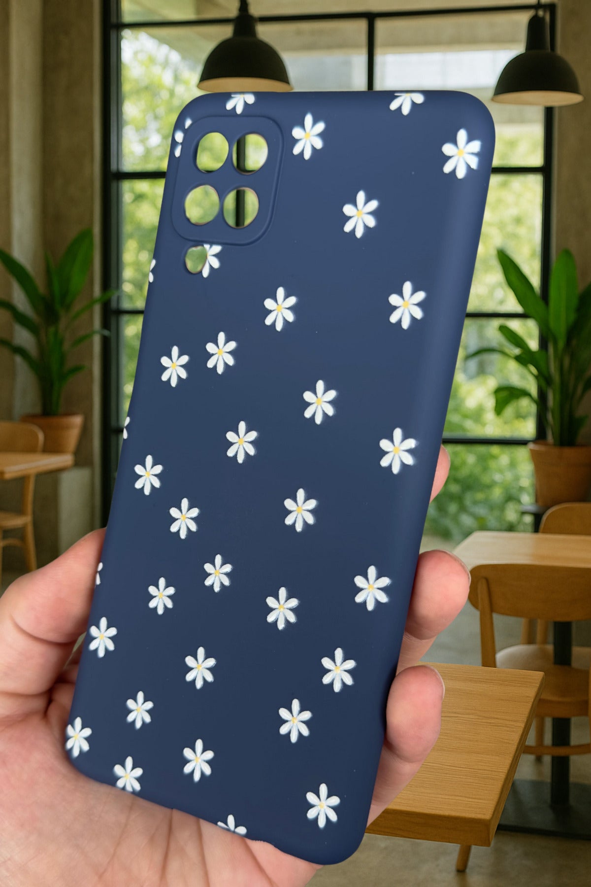 Samsung Galaxy A12 Uyumlu Mini Papatya Desenli Silikon Darbe Emici Klasik Korumalı Rubber Kılıf