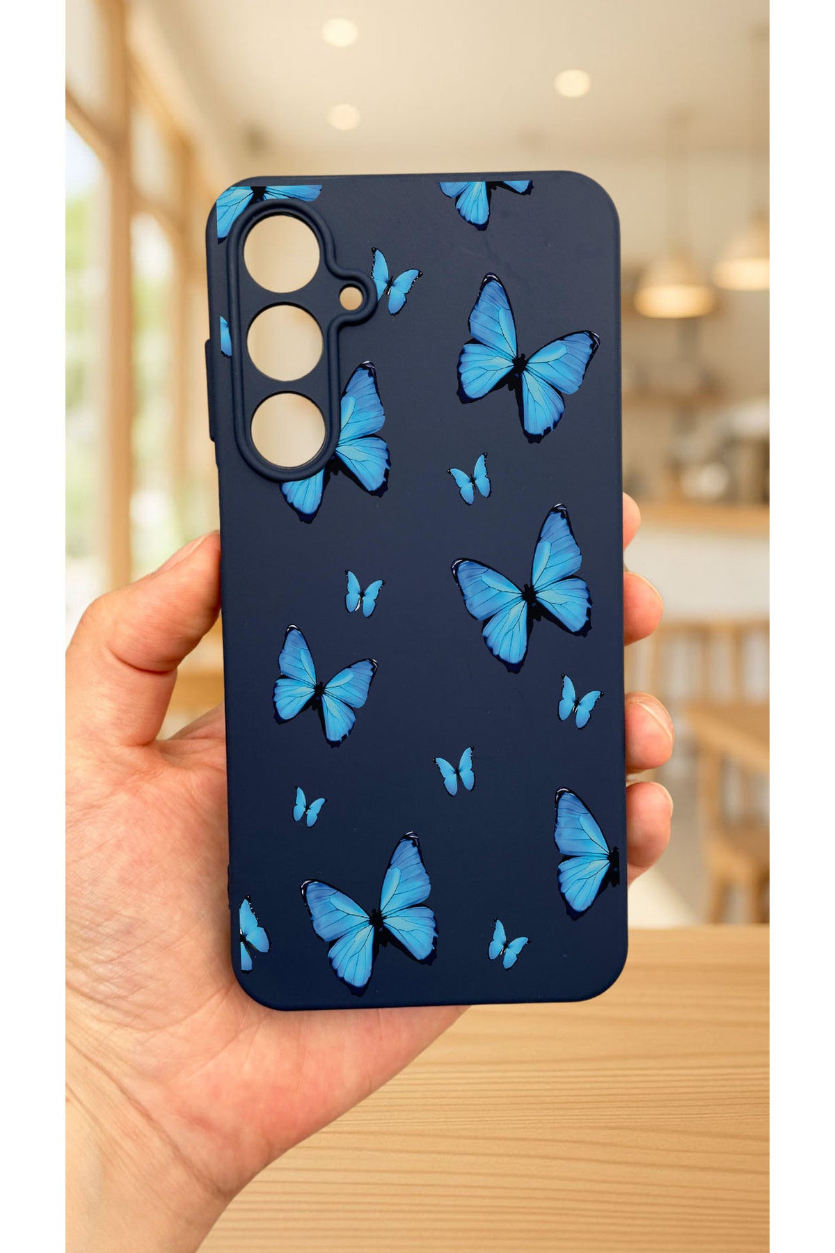 Samsung Galaxy A55 -MAVİ KELEBEK DESENLİ Silikon Darbe Emici Klasik Korumalı Rubber Kılıf