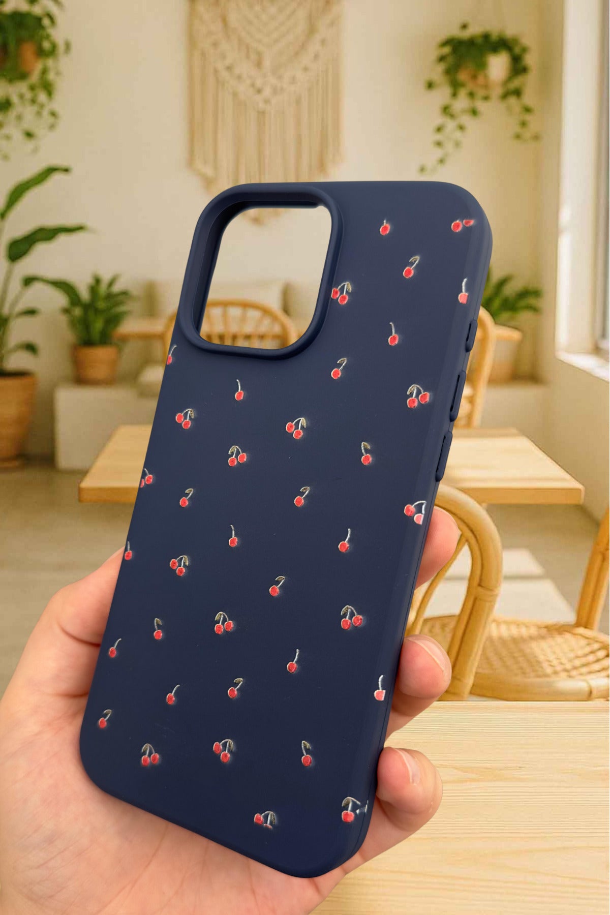 iPhone 14 Plus ve 15 Plus -MİNİ KİRAZ DESENLİ Silikon Darbe Emici Klasik Korumalı Rubber Kılıf