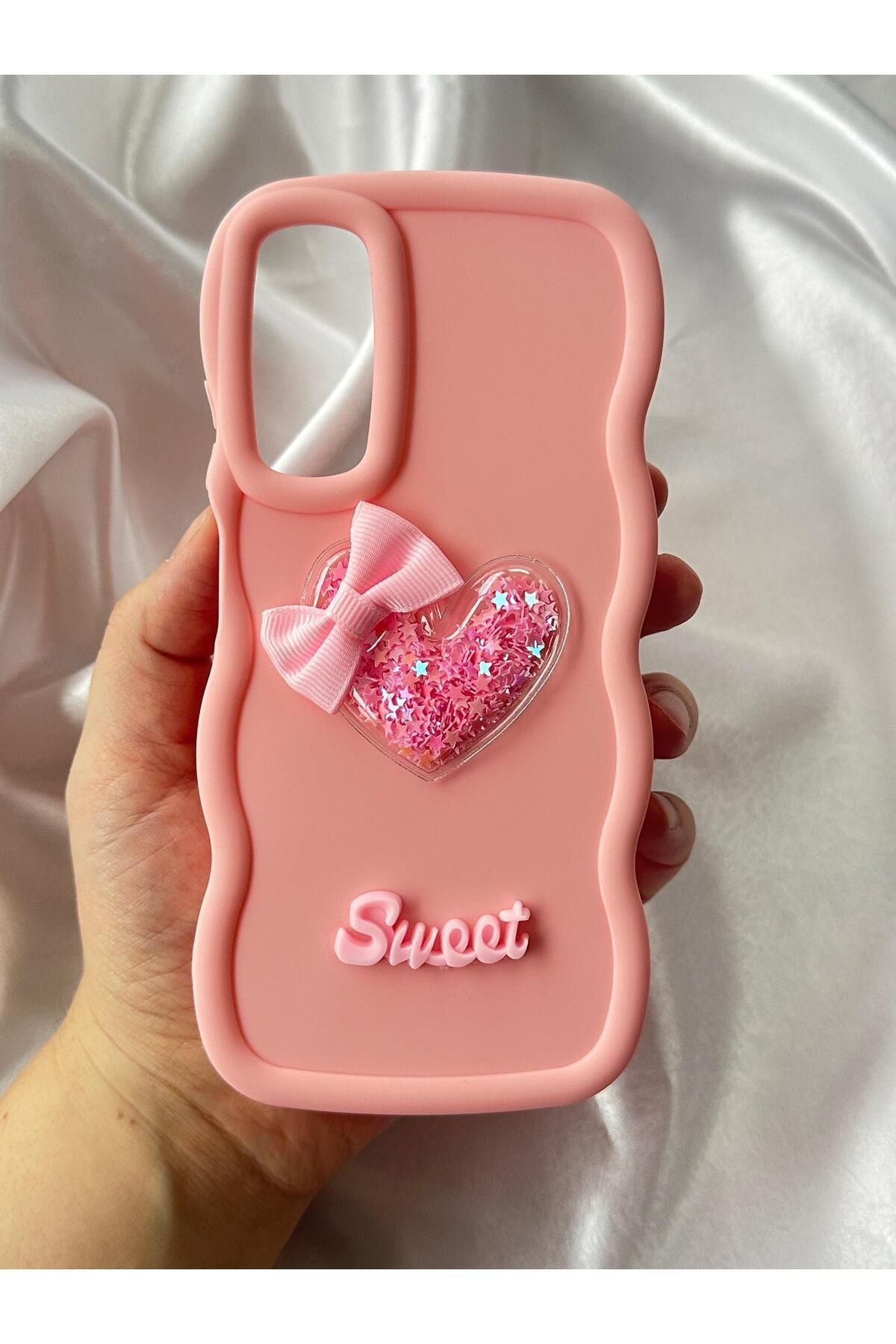 Samsung Galaxy A05 Renkli Kalp Kurdele Detaylı Simli Dalgalı Sweety Kılıf