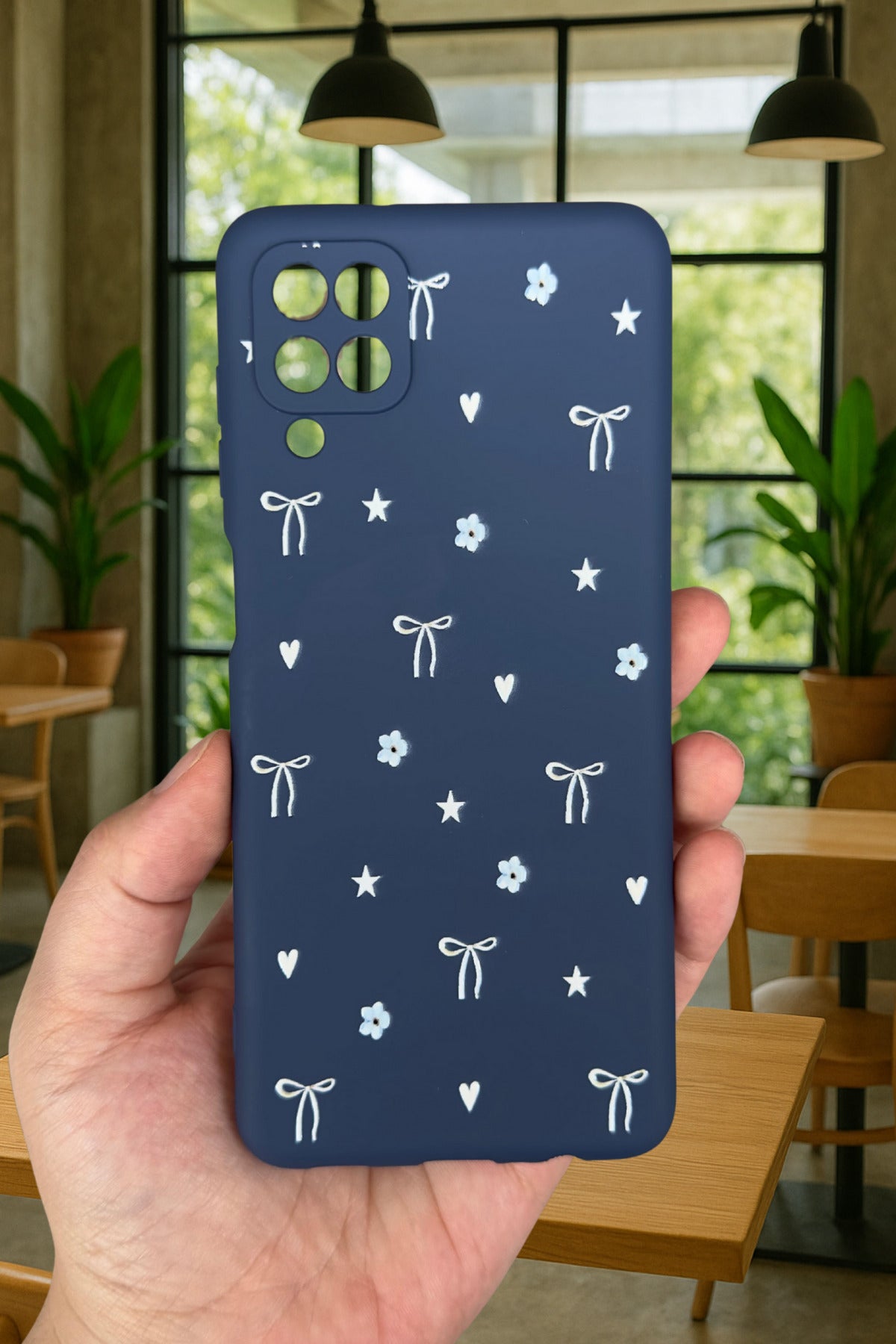 Samsung Galaxy A12 Uyumlu Mini Fiyonk Desenli Silikon Darbe Emici Klasik Korumalı Rubber Kılıf