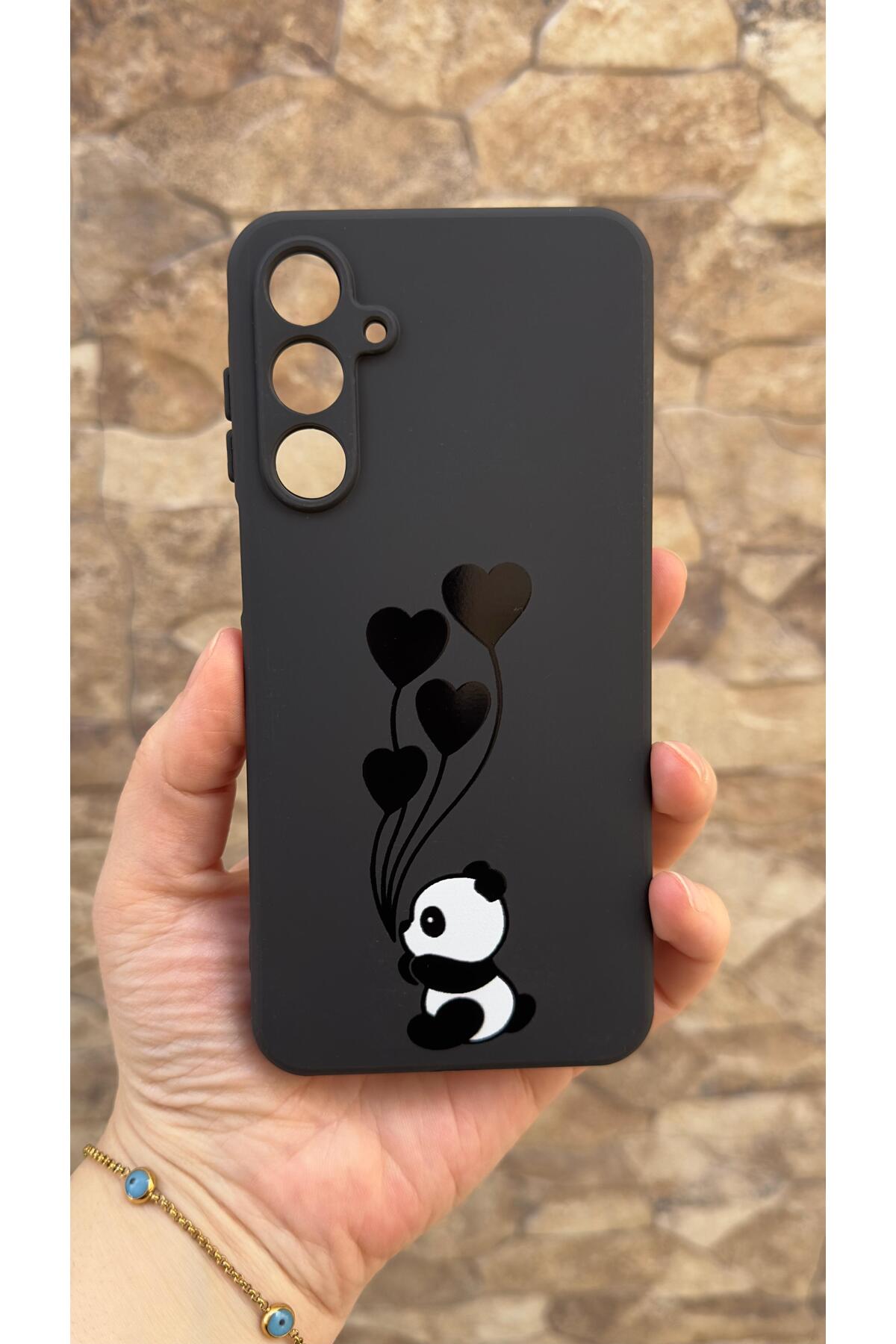 Samsung Galaxy S24FE Uyumlu Kalpli Panda Desenli Silikon Darbe Emici Klasik Korumalı Rubber Kılıf