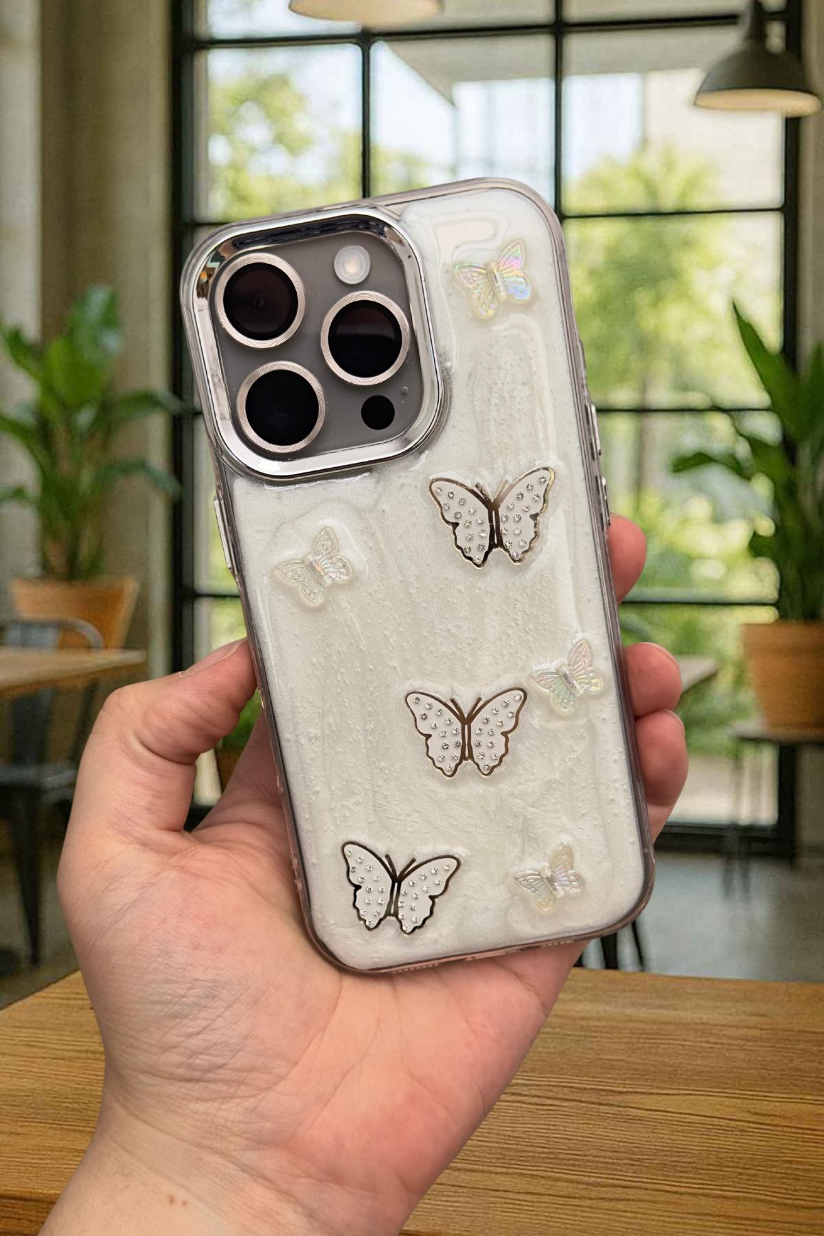 iPhone 16 Pro Max Kamera Çıkıntılı Şık ve Dayanıklı Telefon Kılıfı - Zarif Tasarımlar Moda Kılıf