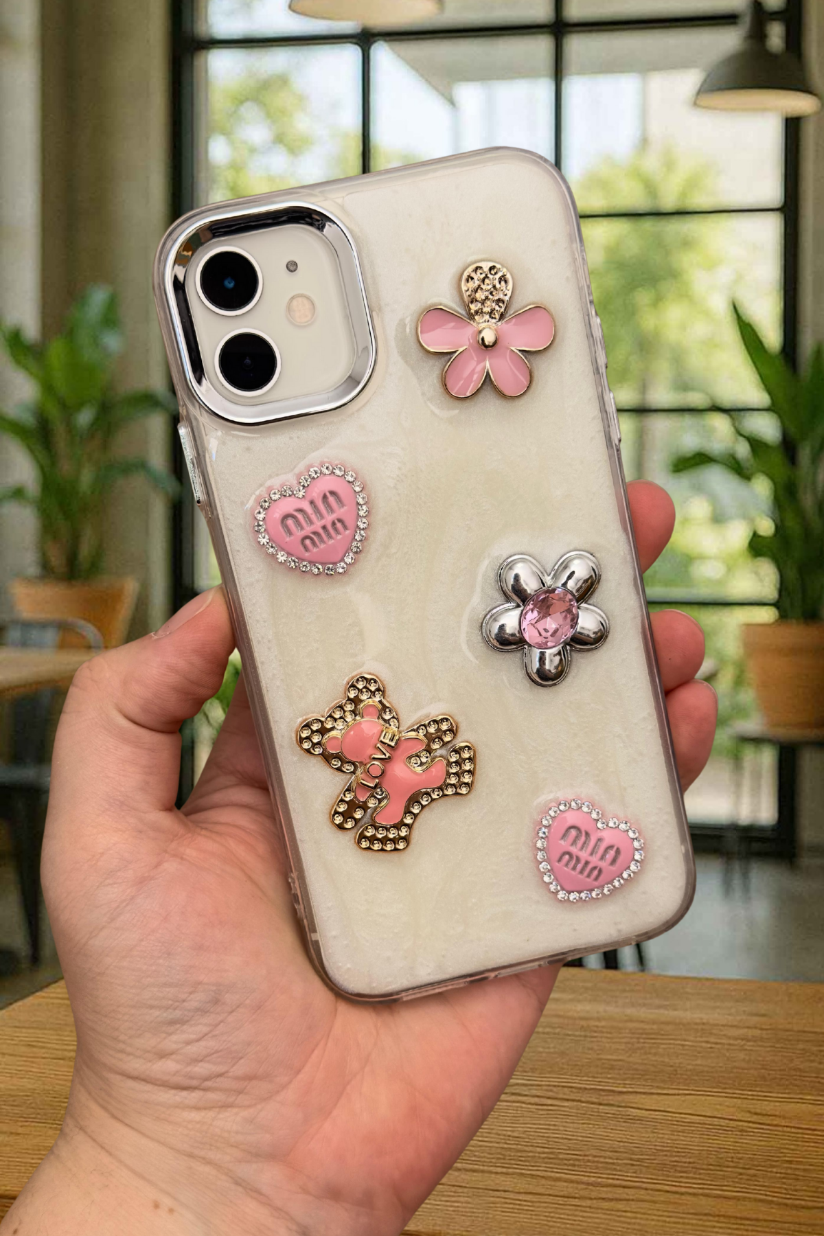 iPhone 11 Kamera Çıkıntılı Şık ve Dayanıklı Telefon Kılıfı - Zarif Tasarımlar Moda Kılıf