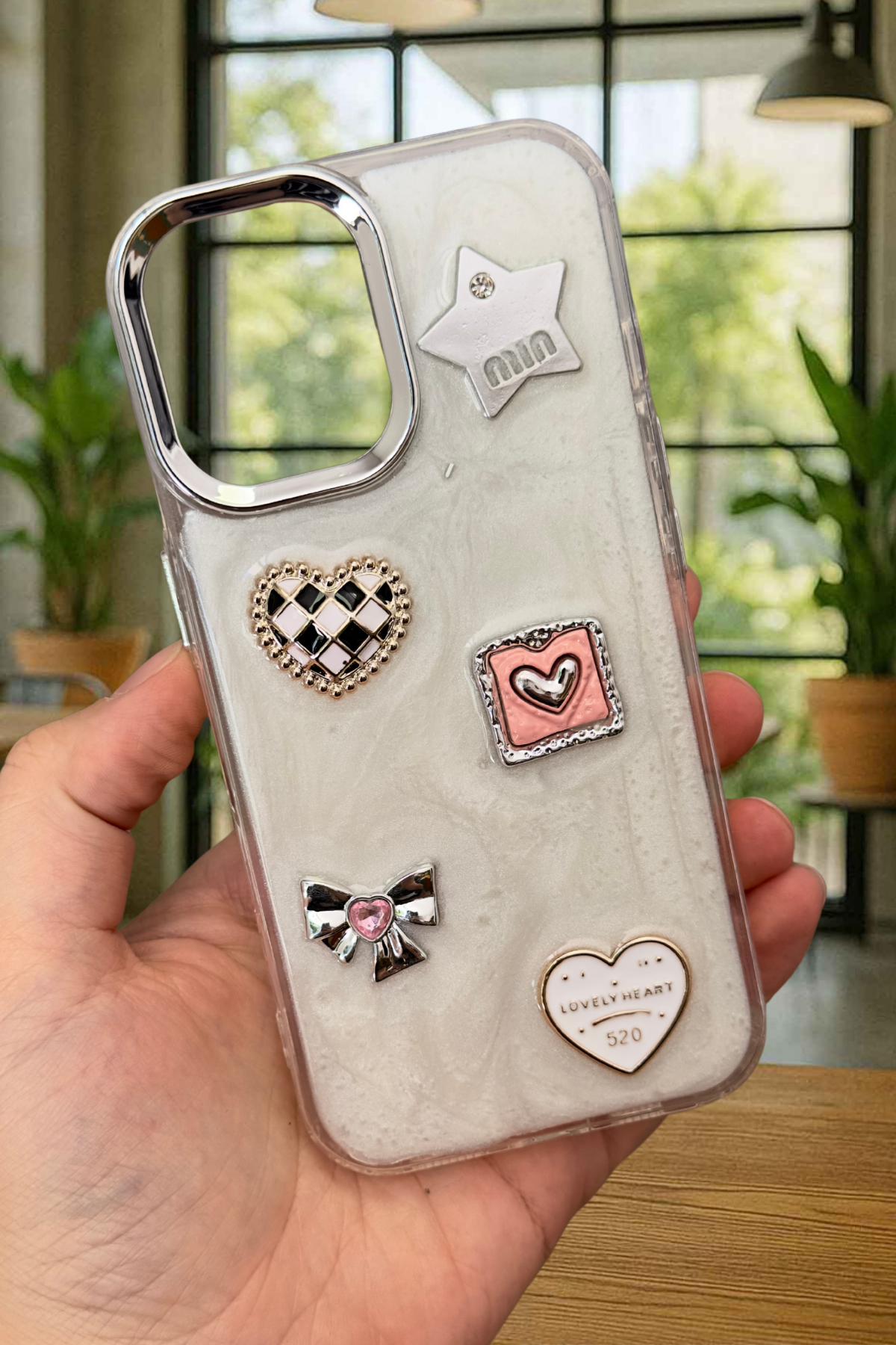 iPhone 16 Kamera Çıkıntılı Şık ve Dayanıklı Telefon Kılıfı - Zarif Tasarımlar Moda Kılıf