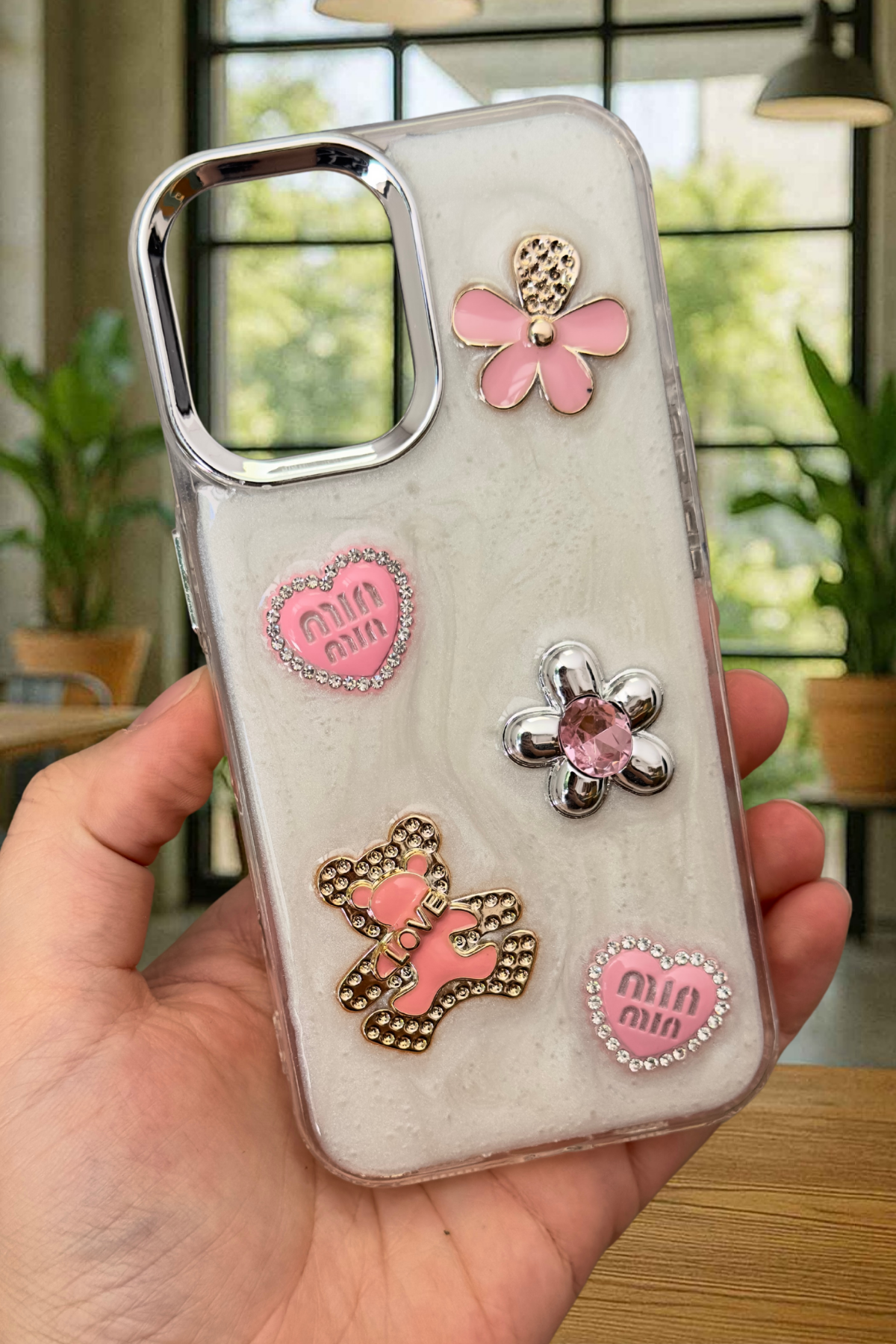 iPhone 16 Kamera Çıkıntılı Şık ve Dayanıklı Telefon Kılıfı - Zarif Tasarımlar Moda Kılıf