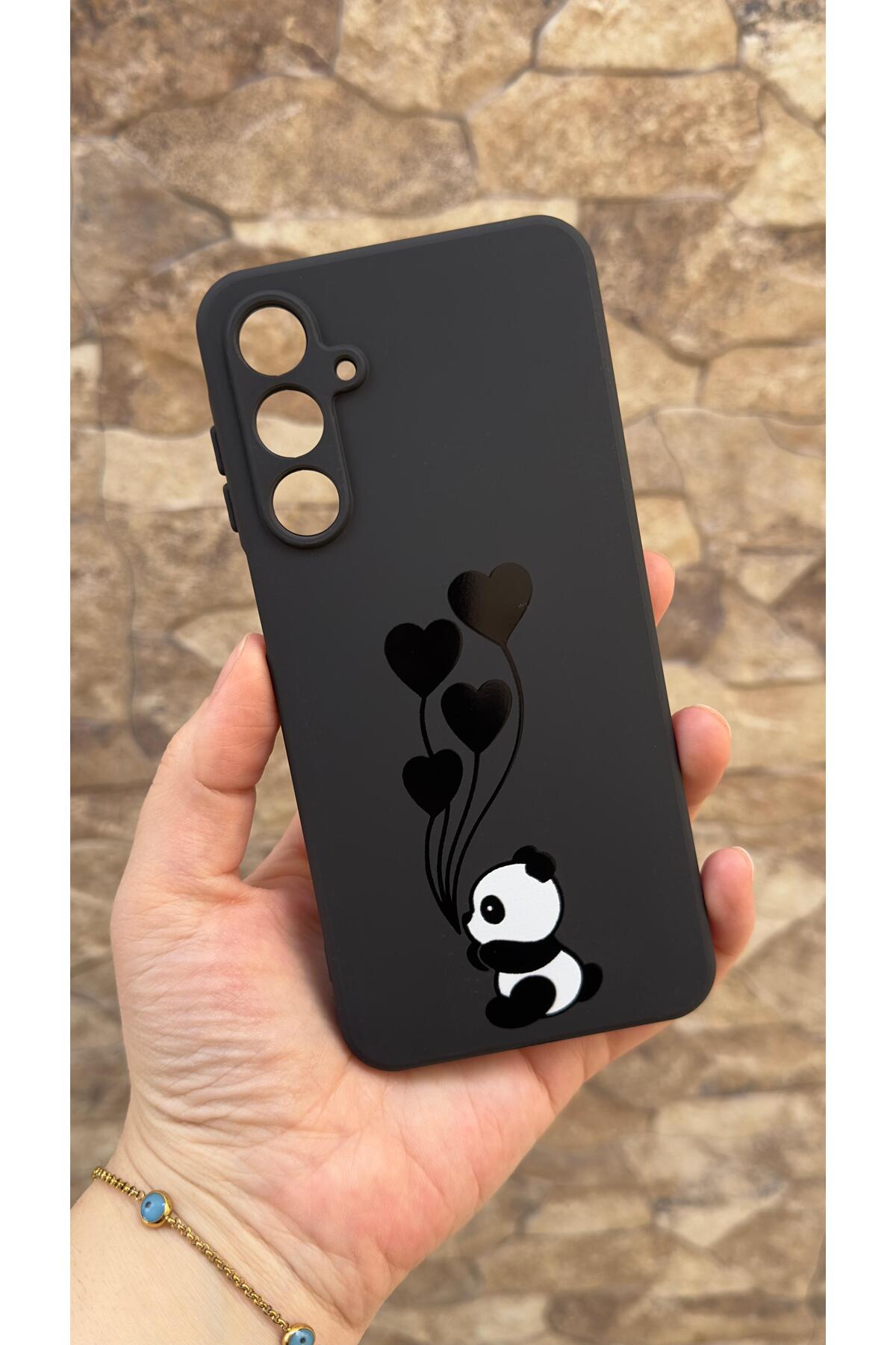 Samsung Galaxy S24FE Uyumlu Kalpli Panda Desenli Silikon Darbe Emici Klasik Korumalı Rubber Kılıf