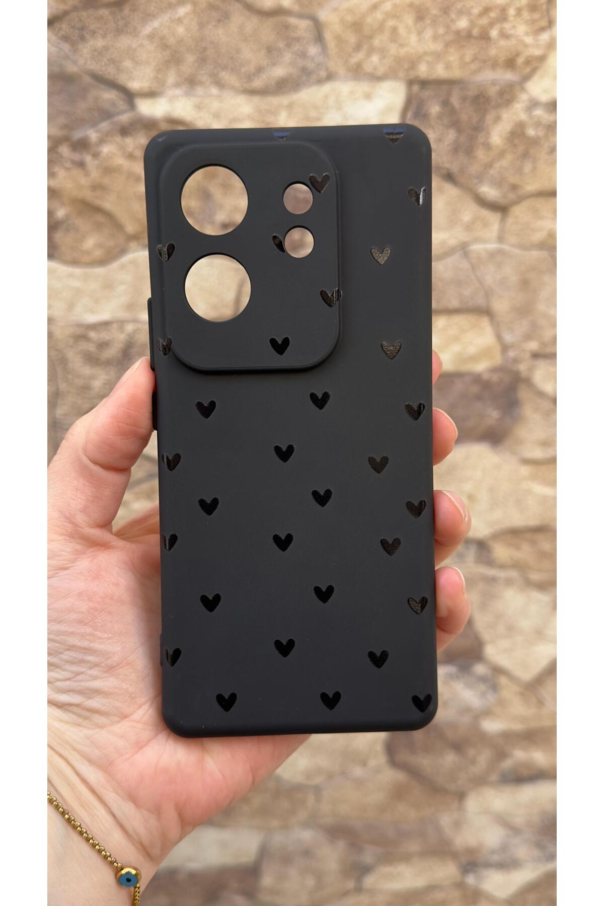 İnfinix Zero 30 4g Uyumlu Mini Siyah Kalp Desenli Silikon Darbe Emici Klasik Korumalı Rubber Kılıf