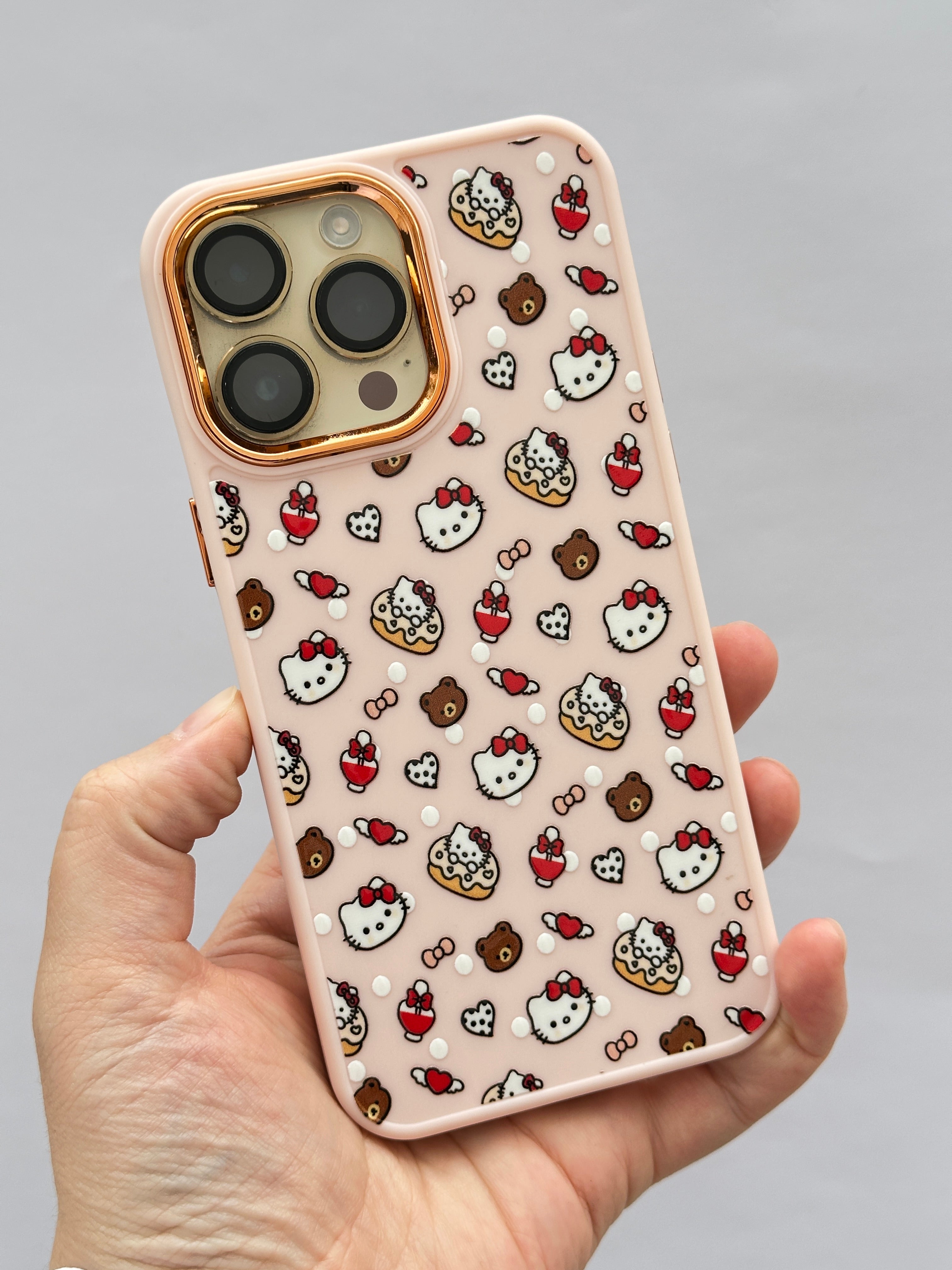 Donut ve Hello Kitty Temalı Kamera Çıkıntılı Pembe Donut Kitty Kılıf