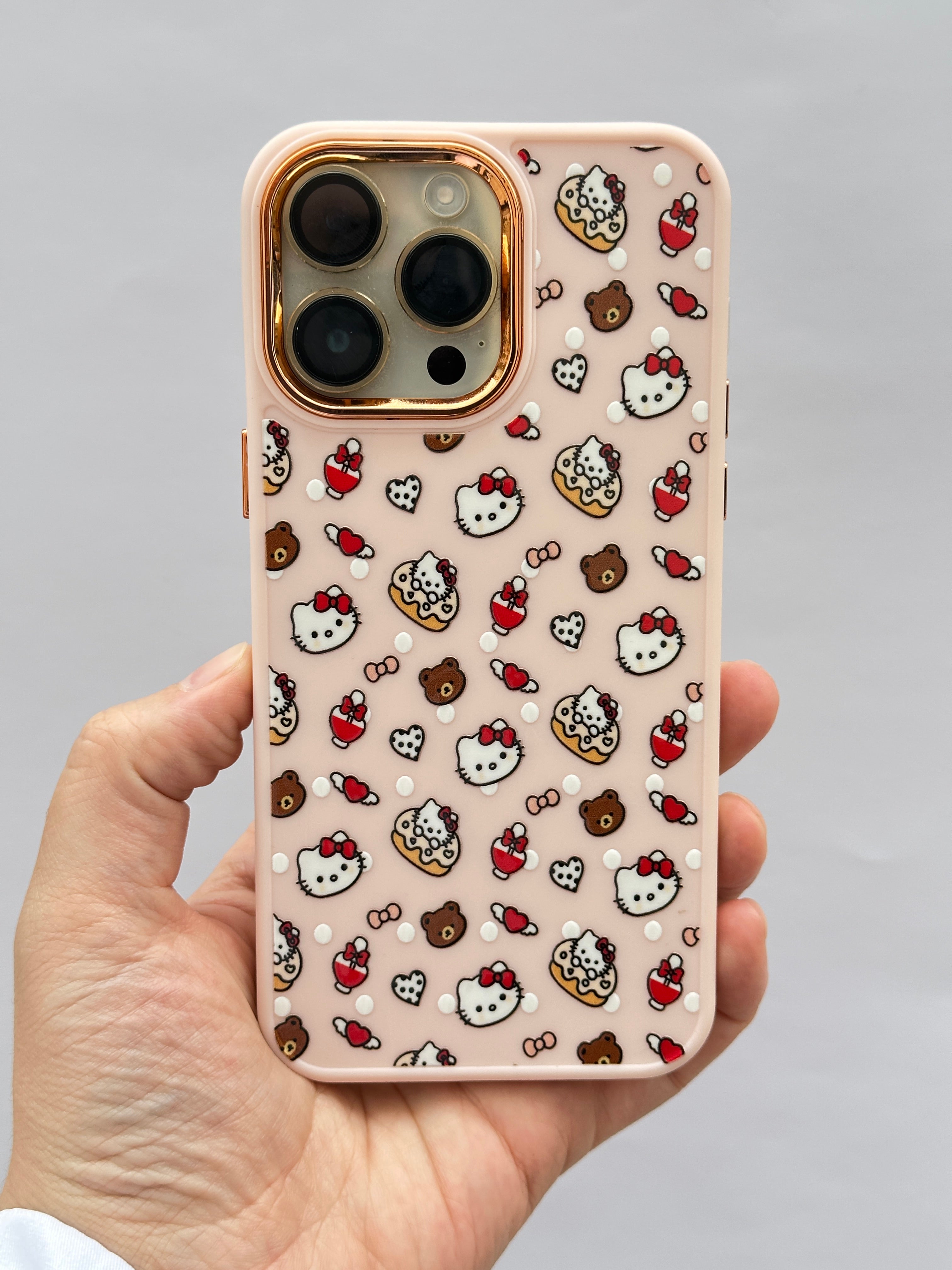 Donut ve Hello Kitty Temalı Kamera Çıkıntılı Pembe Donut Kitty Kılıf
