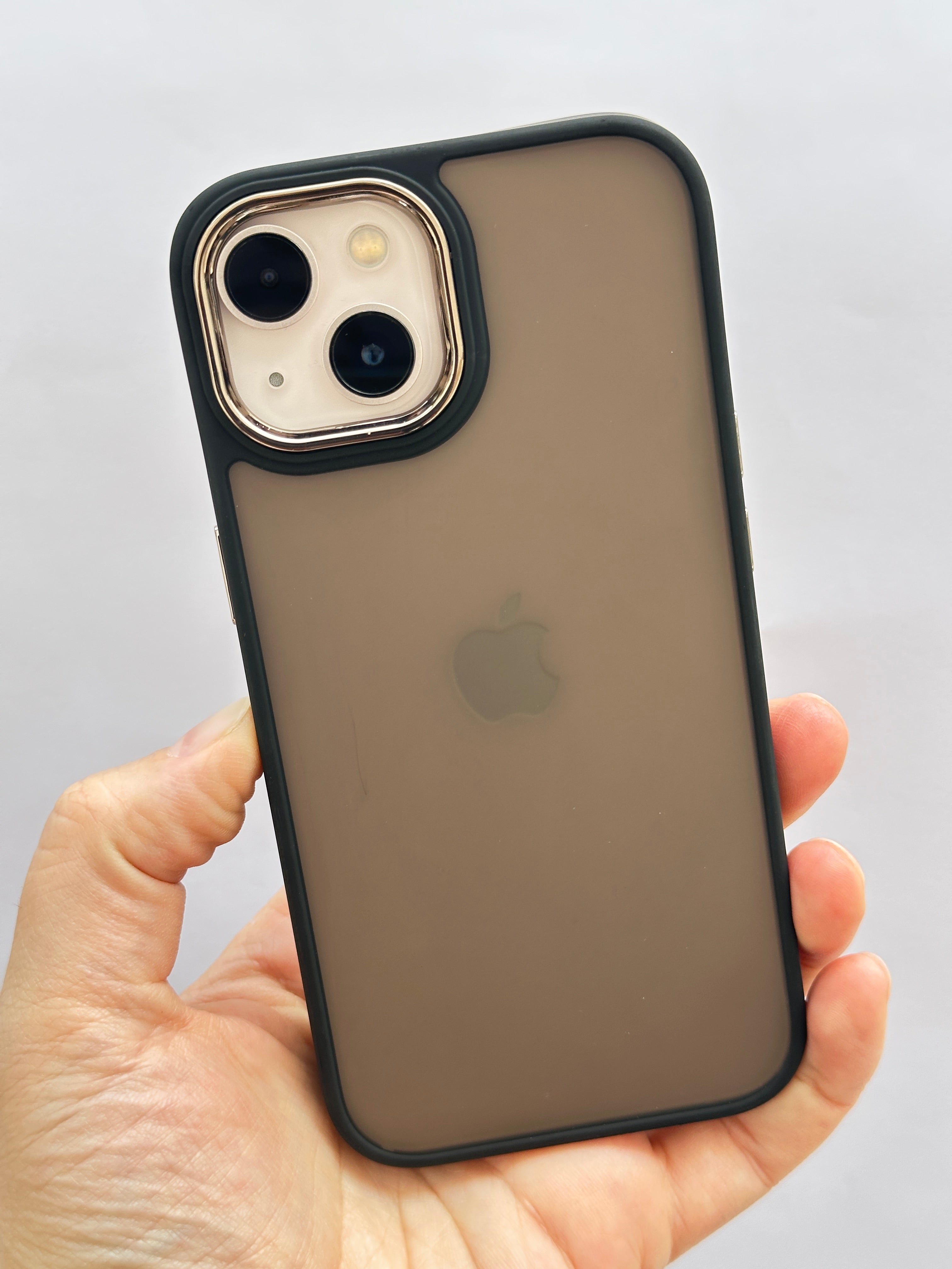 iPhone 13 Arkası Mat Yanları Mat Logo Gösteren Kamera Çıkıntılı Mat Perfect Kılıf