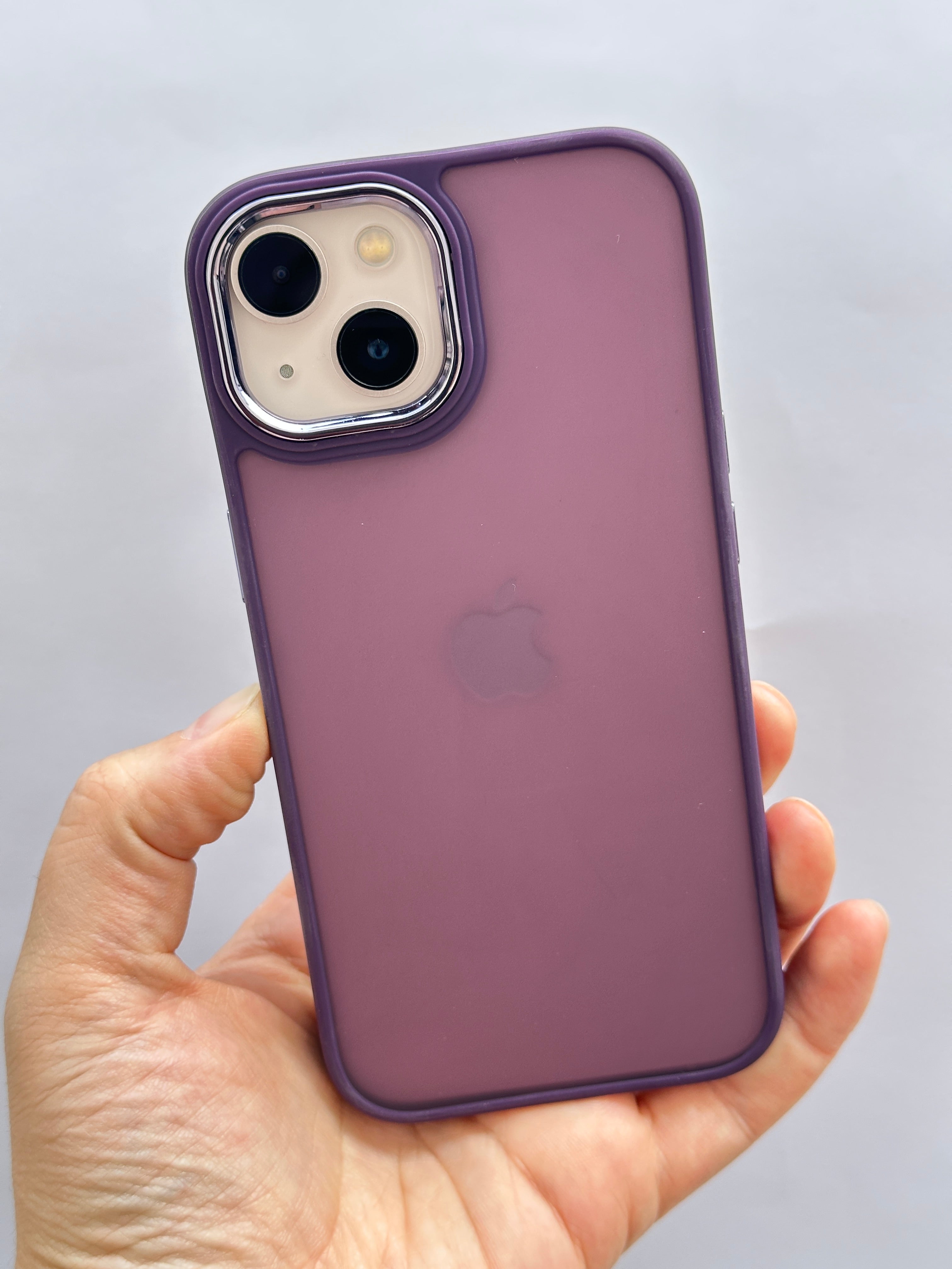 iPhone 13 Arkası Mat Yanları Mat Logo Gösteren Kamera Çıkıntılı Mat Perfect Kılıf