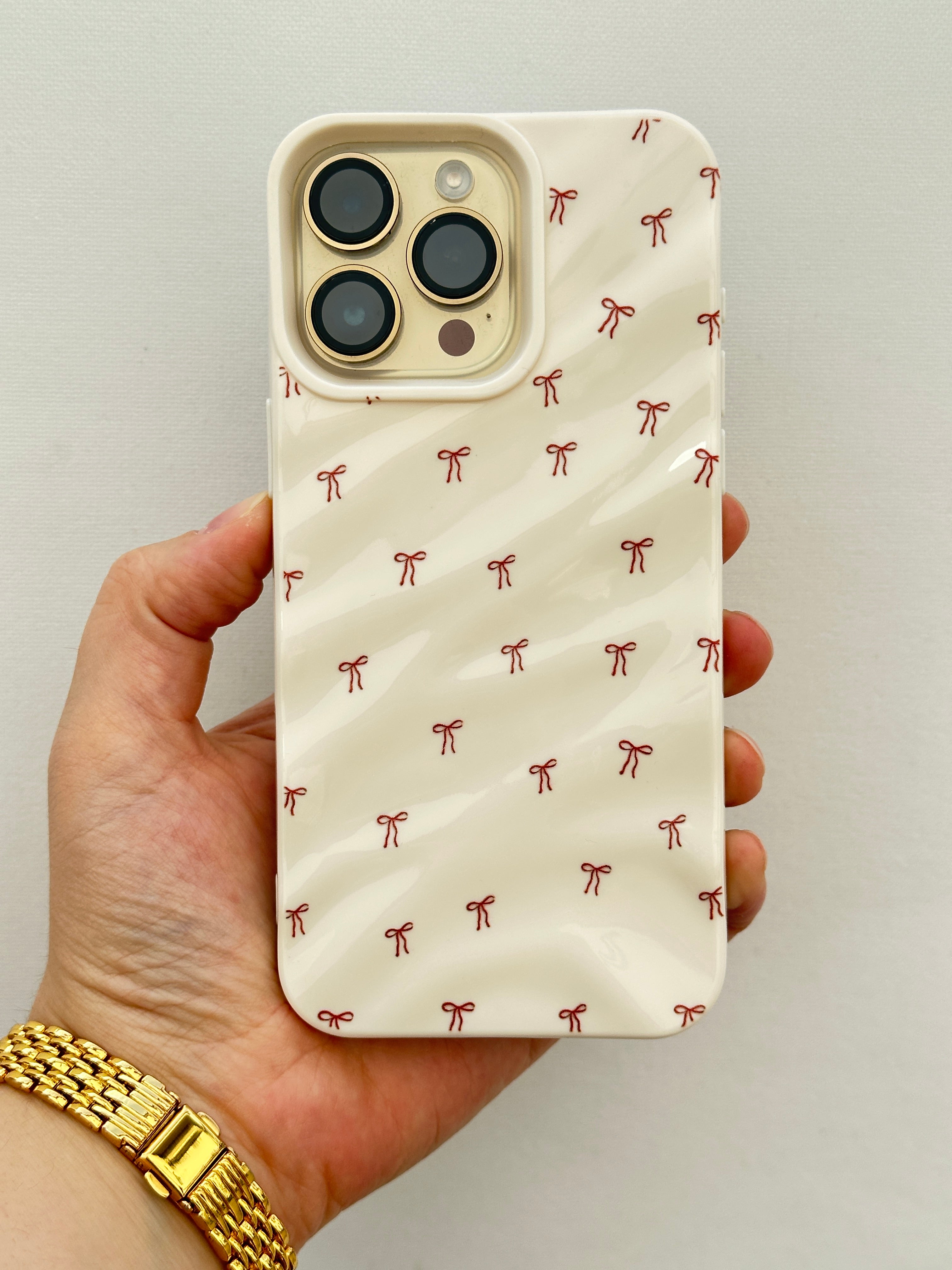 iPhone 14 Pro Max Bordo Fiyonklu Telefon Kılıfı Şık Tasarımlı Beyaz Kılıf