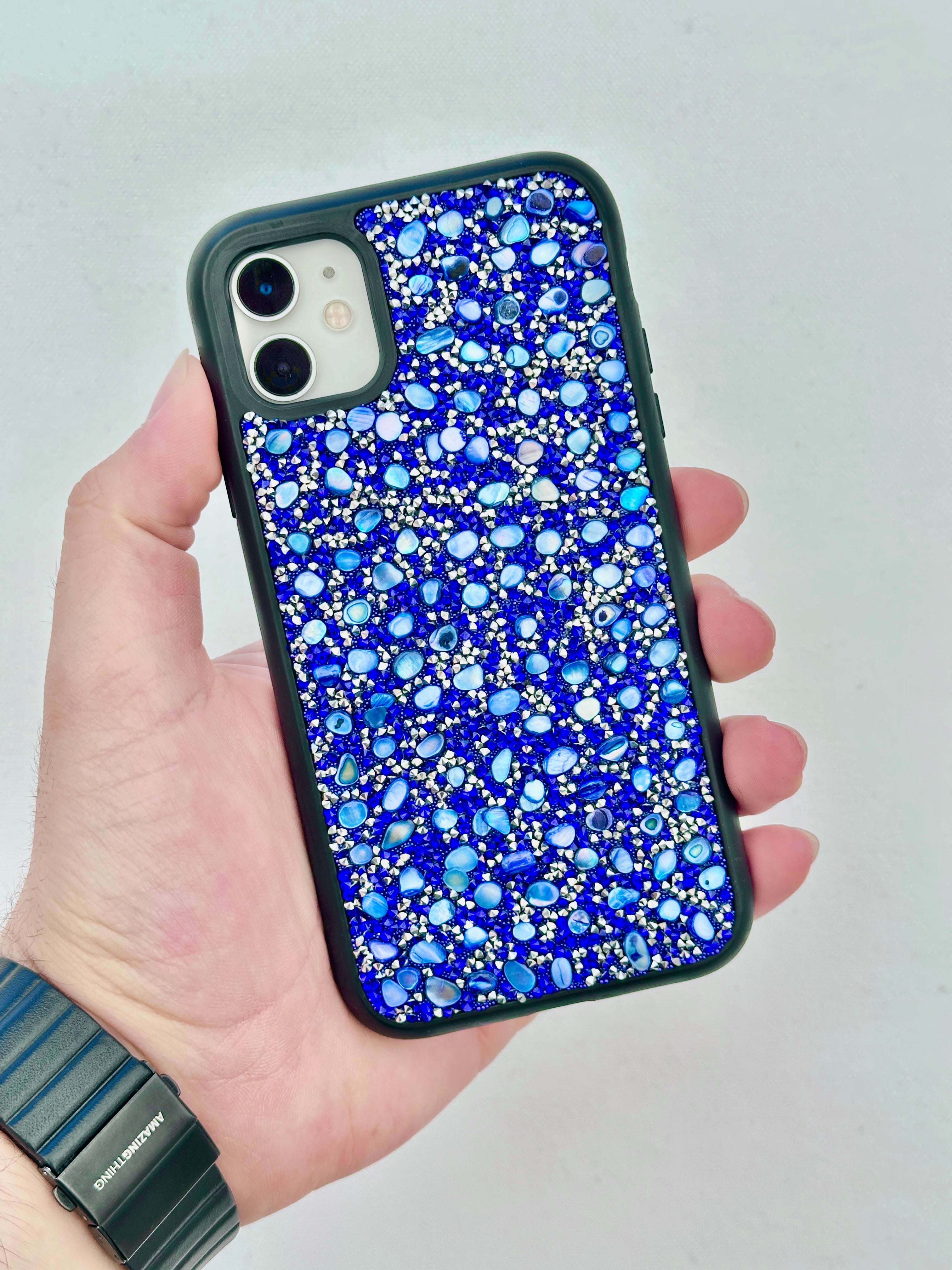 iPhone 11 Göz Alıcı Mercan Taşlı İçi Kadife Kaplamalı Yanları Silikon Kılıf