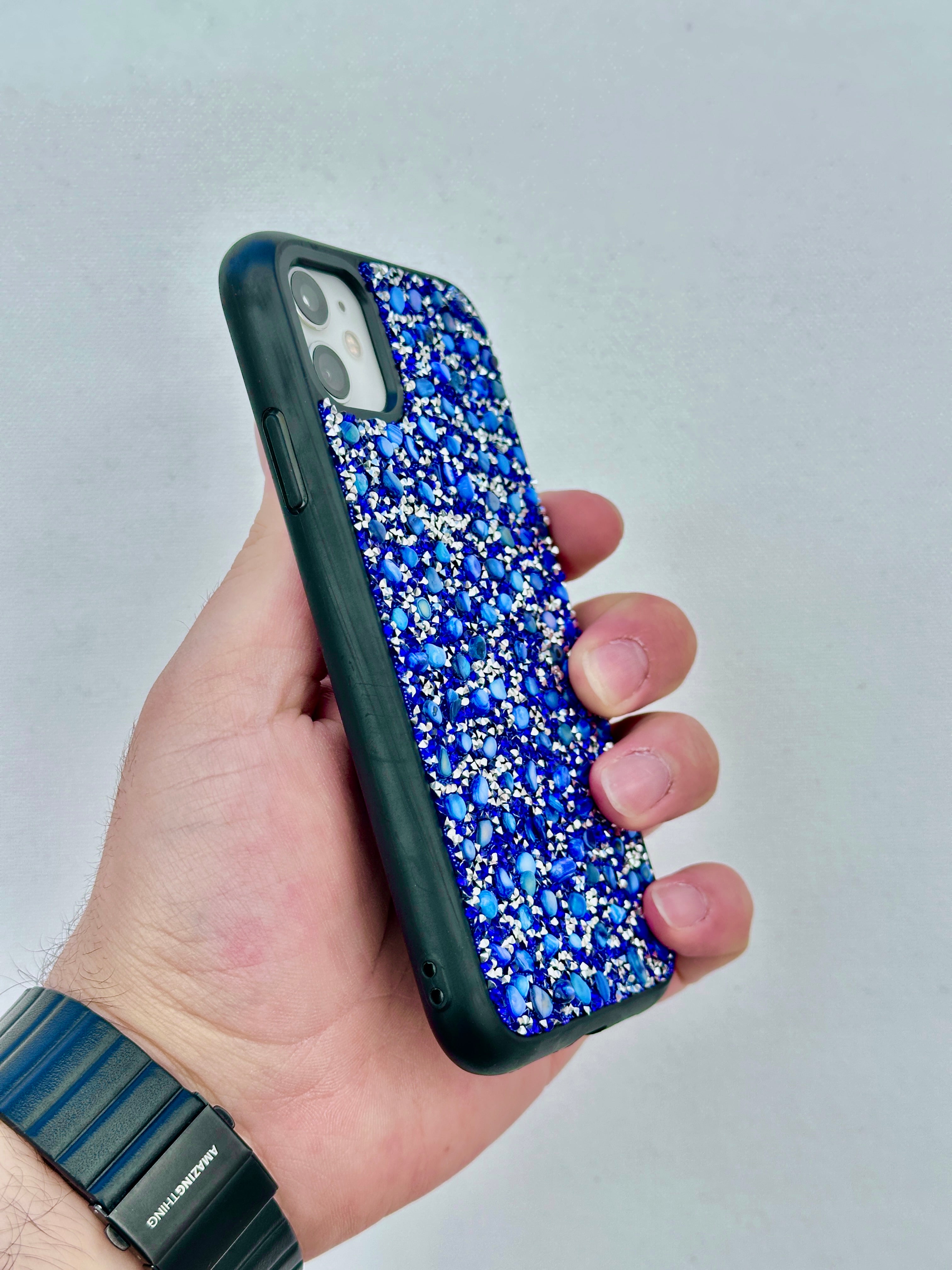 iPhone 11 Göz Alıcı Mercan Taşlı İçi Kadife Kaplamalı Yanları Silikon Kılıf