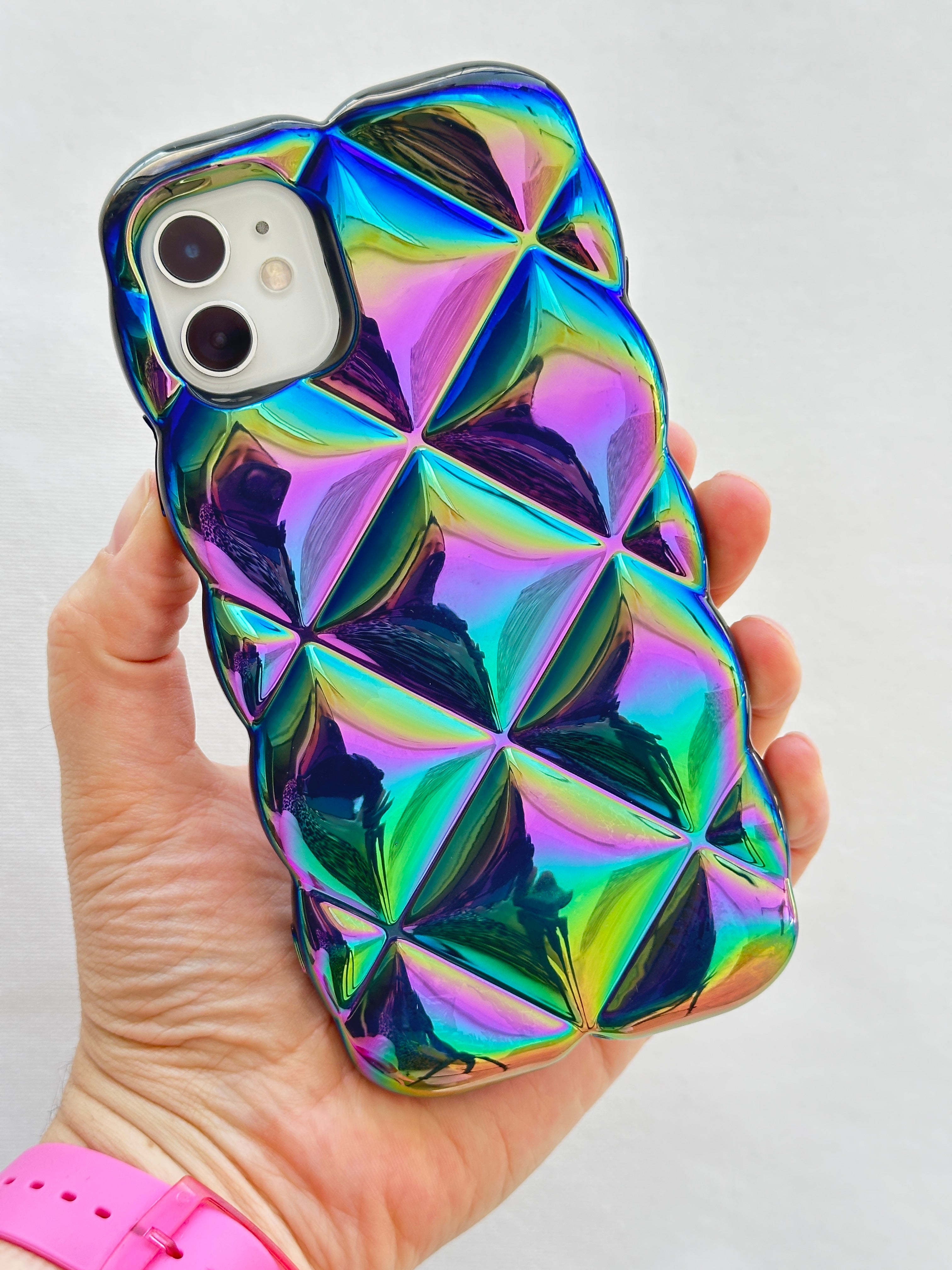 iPhone 11 Kabartma Desenli 3D Darbe Emici Ultra Sağlam Pufy Kılıf