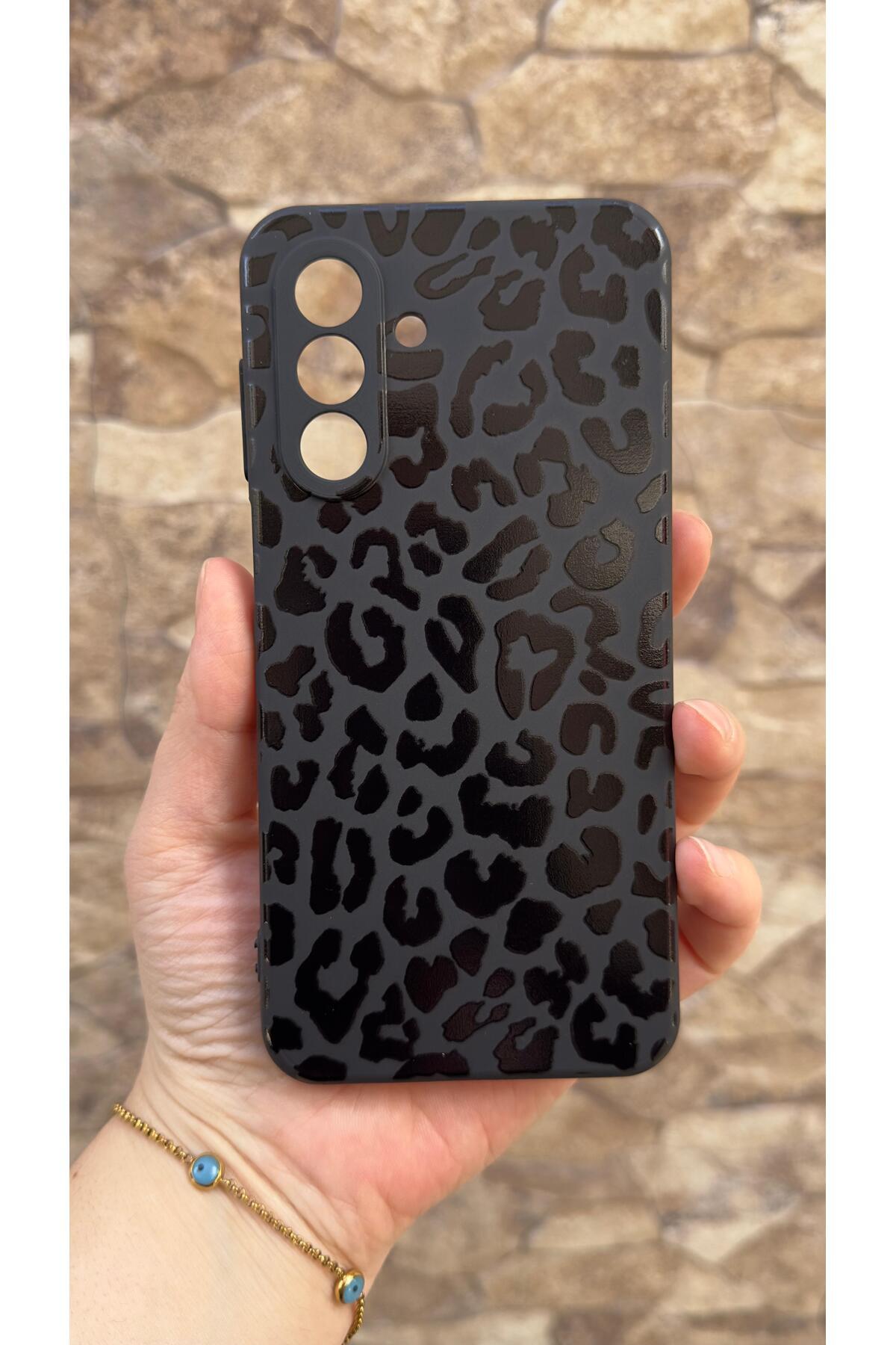 Samsung Galaxy A17 Uyumlu Leopar Desenli Silikon Darbe Emici Klasik Korumalı Rubber Kılıf
