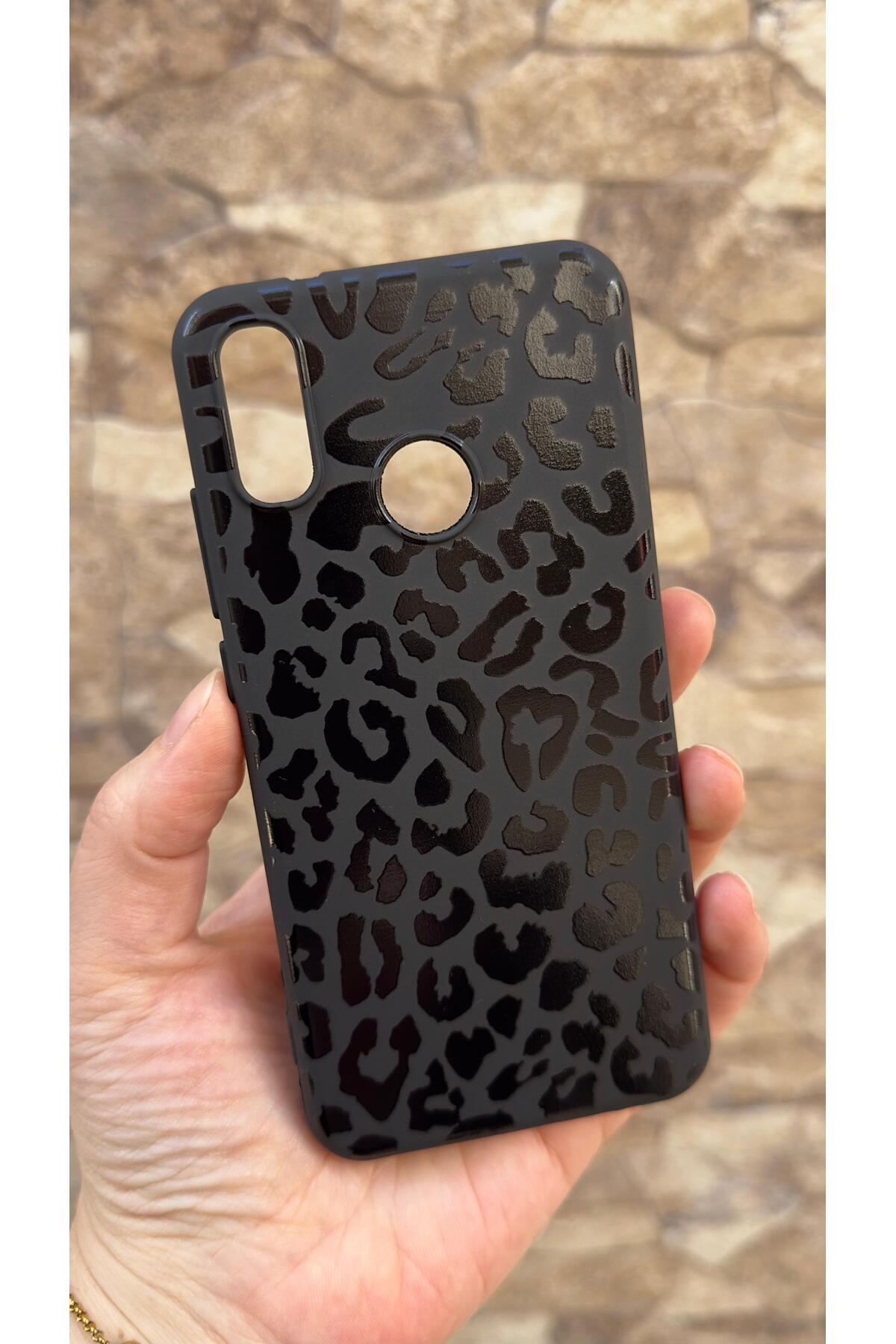 HUAWEİ P20 LİTE Uyumlu Leopar Desenli Silikon Darbe Emici Klasik Korumalı Rubber Kılıf