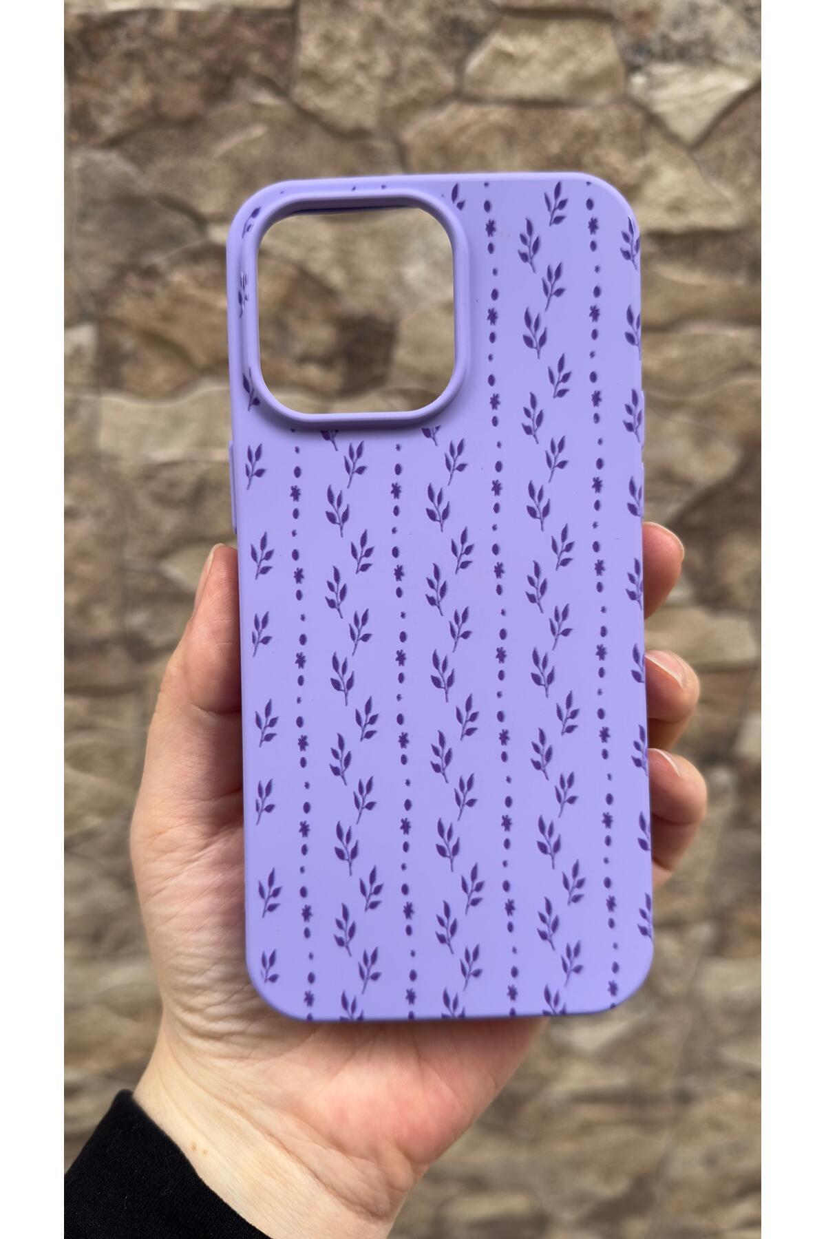 iPhone 15 Pro Max Uyumlu Sarmaşık Desenli Silikon Darbe Emici Klasik Korumalı Rubber Kılıf