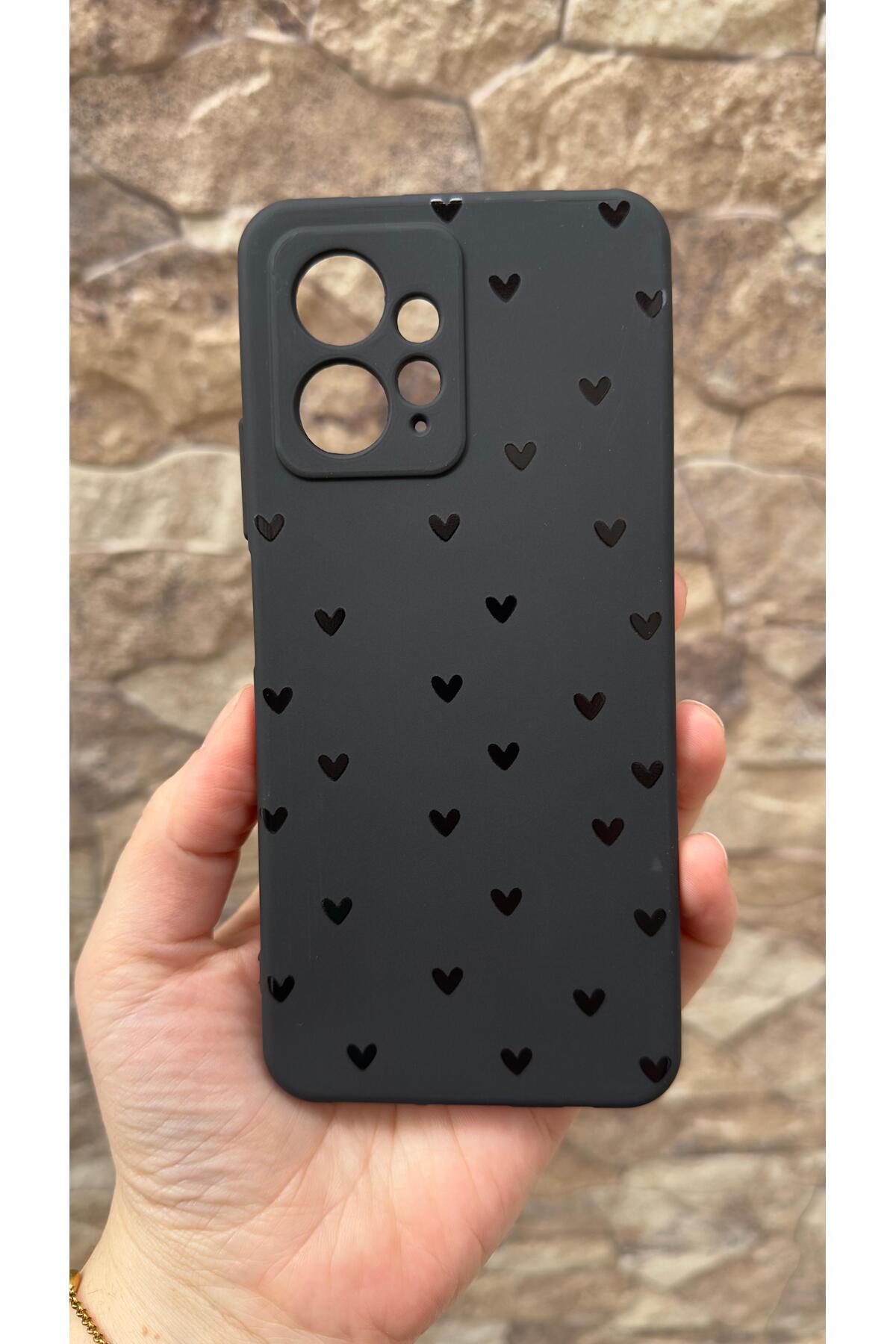 Redmi Note 12 4G Uyumlu Mini Siyah Kalp Desenli Silikon Darbe Emici Klasik Korumalı Rubber Kılıf