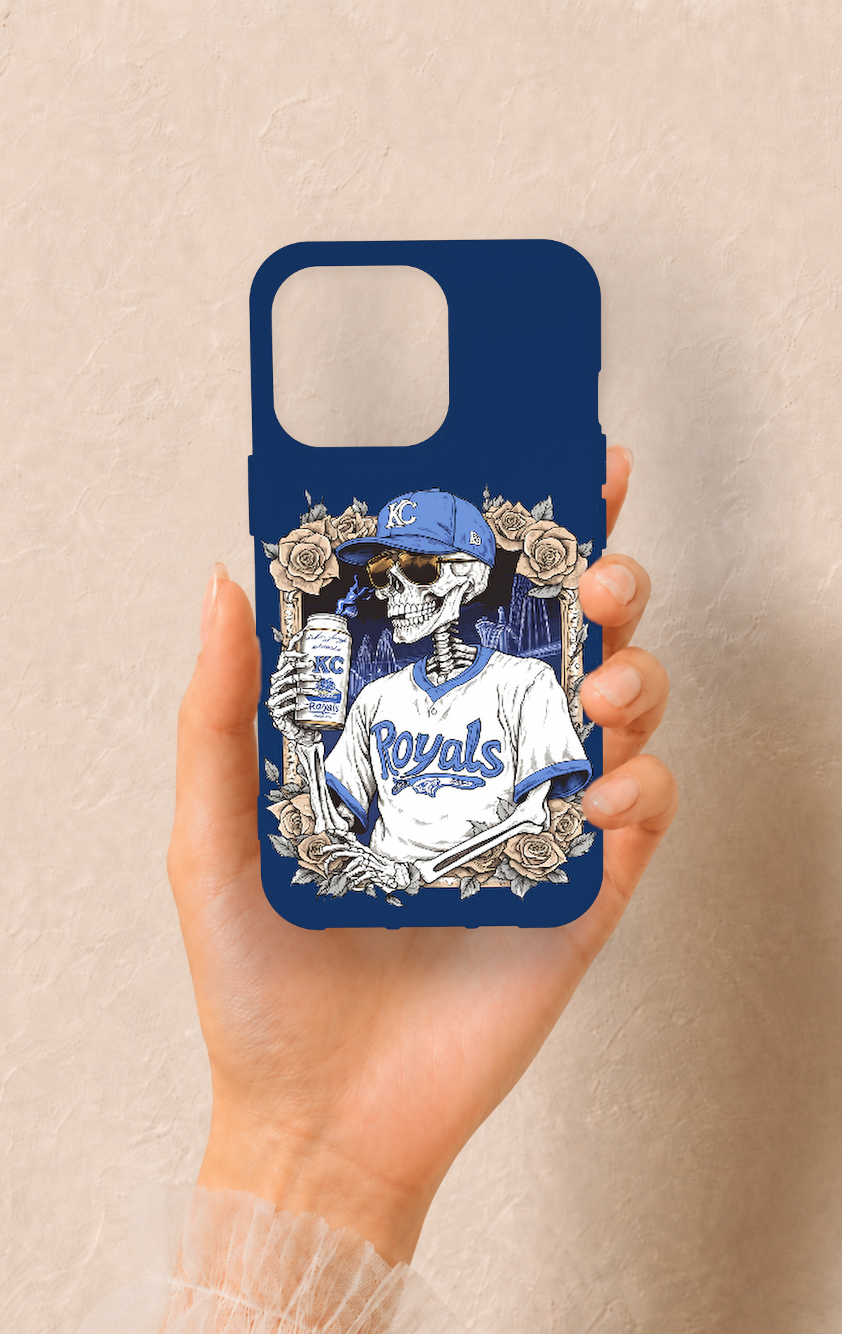 iPhone 13 Pro Uyumlu Royals Desenli Silikon Kılıf