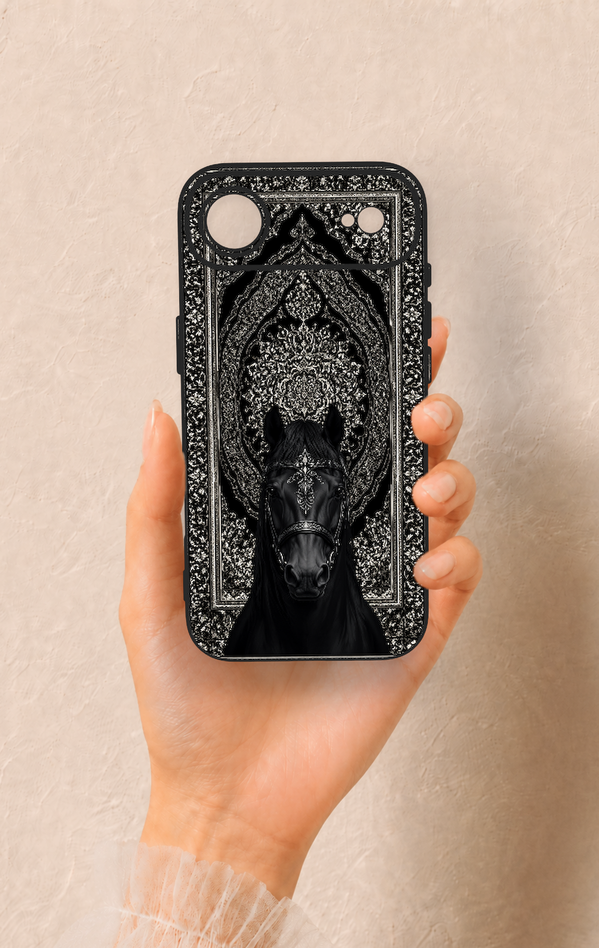 iPhone 17 Air Uyumlu Etnik At Figürü Desenli Silikon Kılıf