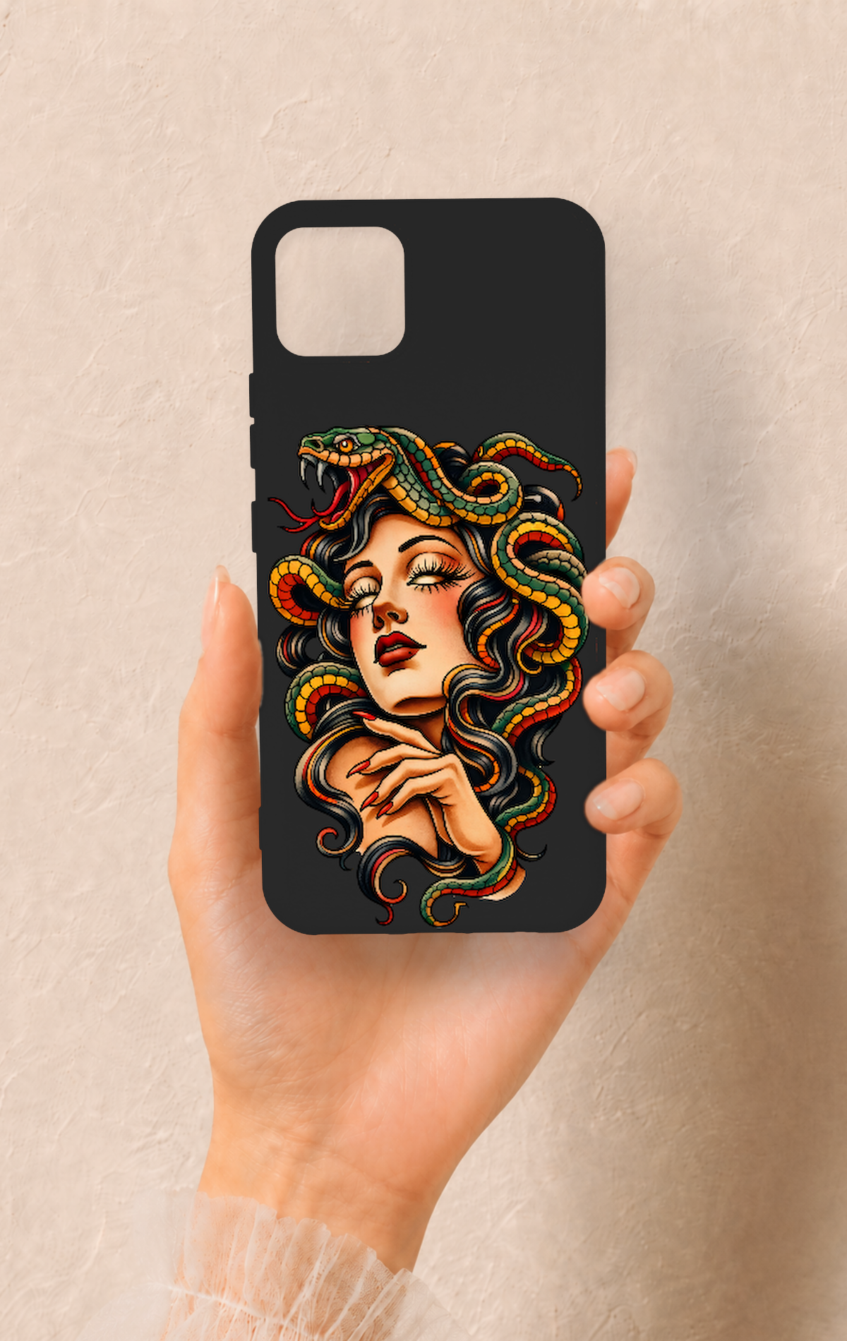 Realme C11 2021 Uyumlu Medusa Desenli Silikon Kılıf