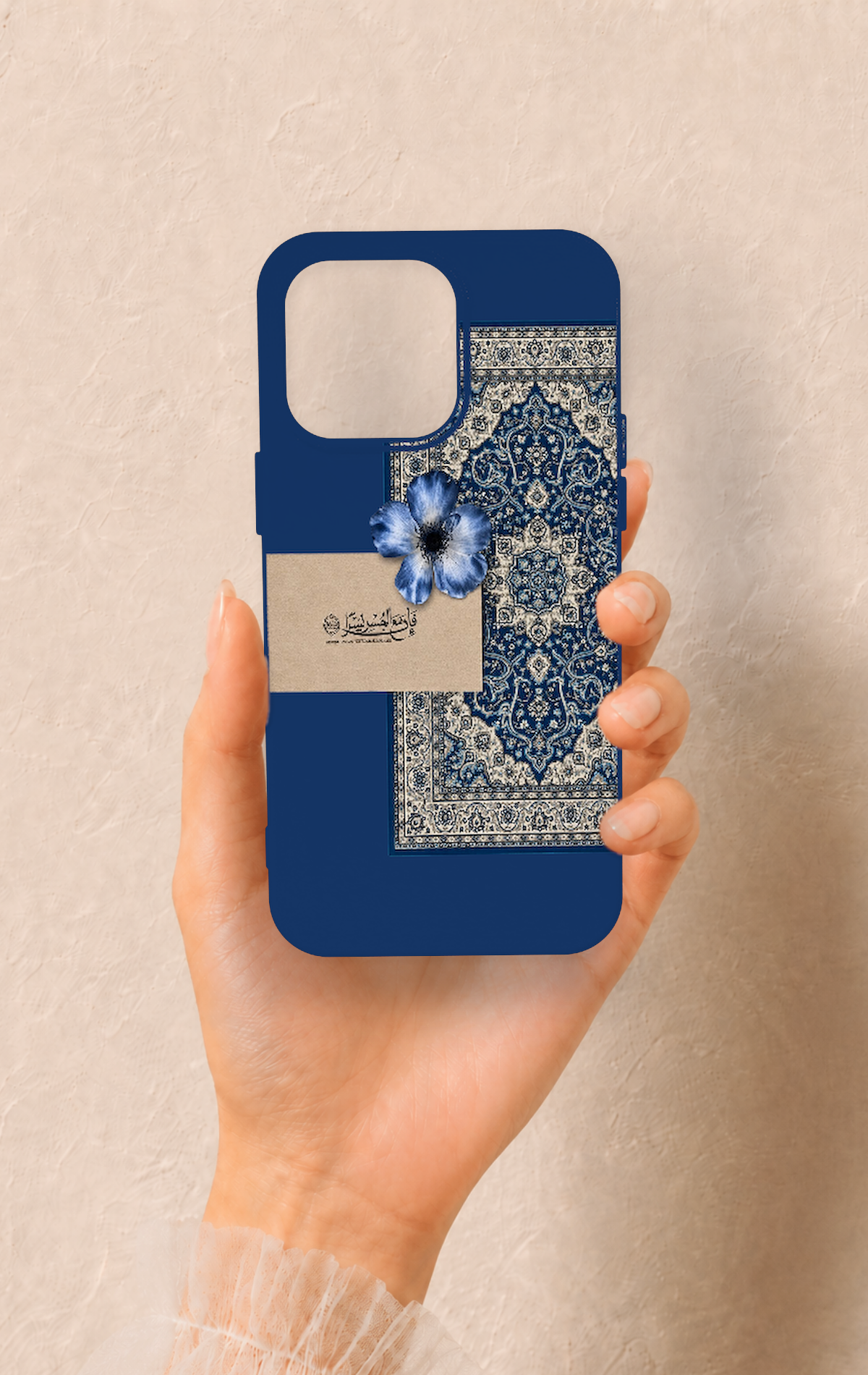 iPhone 15 Pro Max Uyumlu Mavi Etnik Halı Desenli Silikon Kılıf