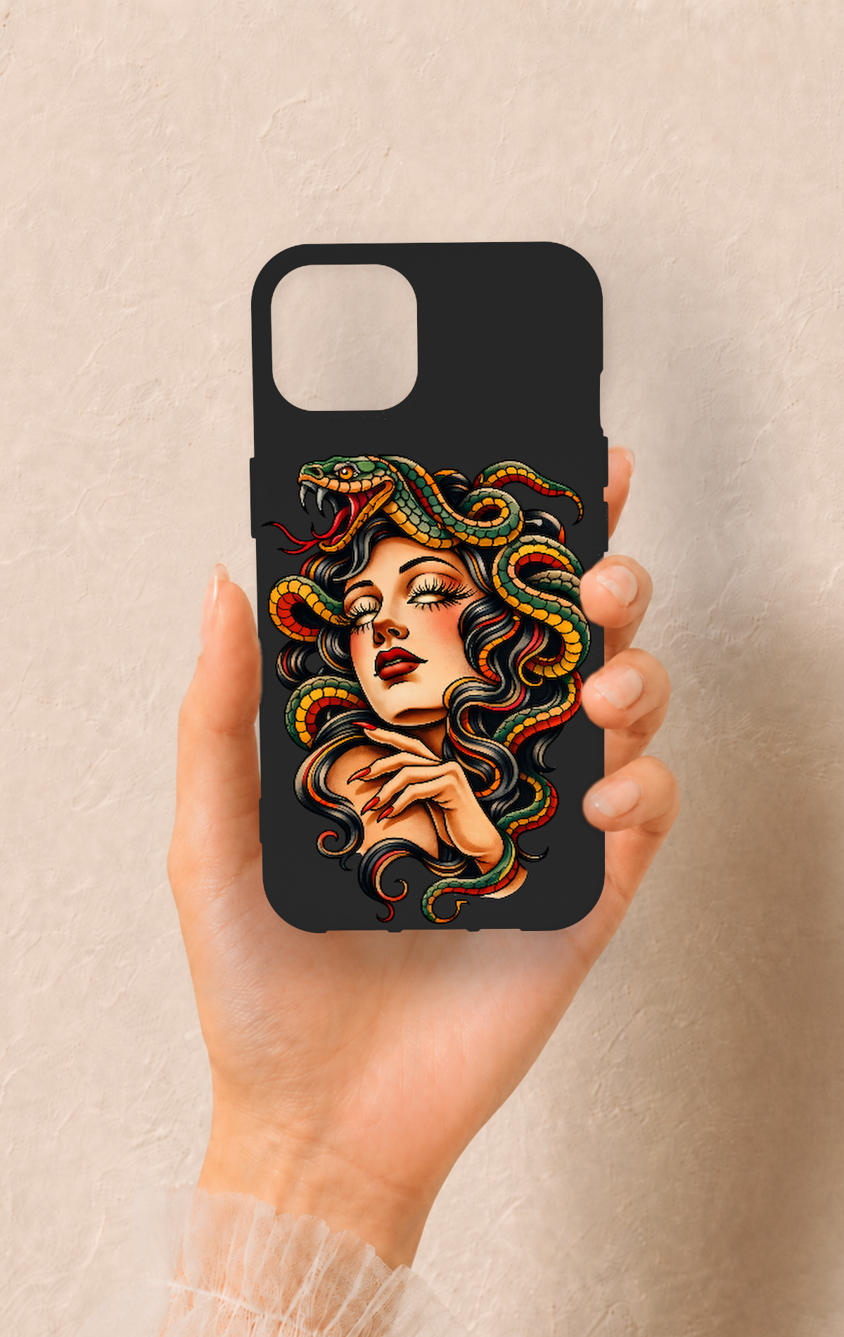 iPhone 14 Uyumlu Medusa Desenli Silikon Kılıf