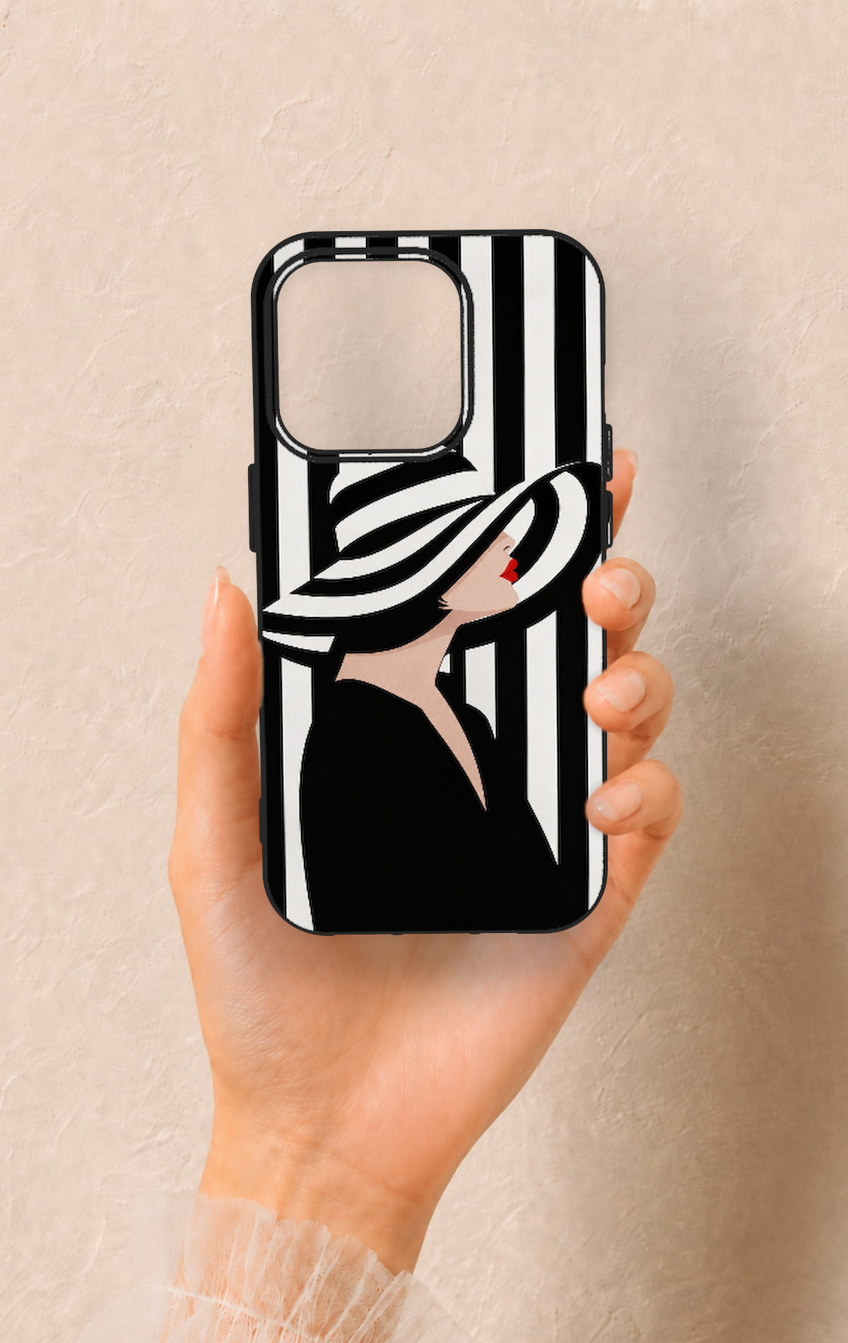 iPhone 15 Pro Uyumlu Madam Marica Desenli Silikon Kılıf