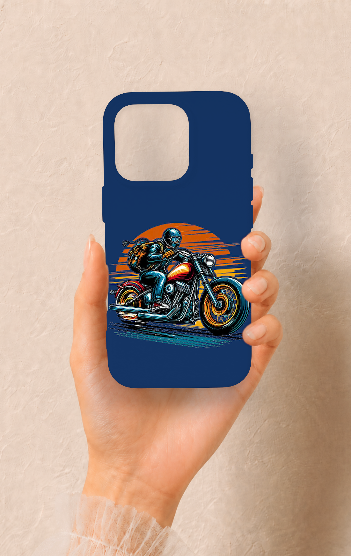 iPhone 16 Pro Uyumlu Moto Rider Desenli Silikon Kılıf