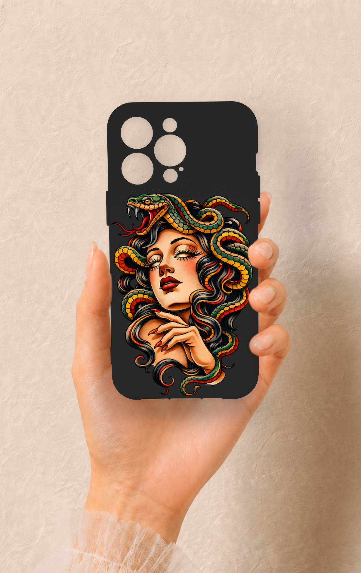 iPhone 14 Pro Max Uyumlu Medusa Desenli Silikon Kılıf