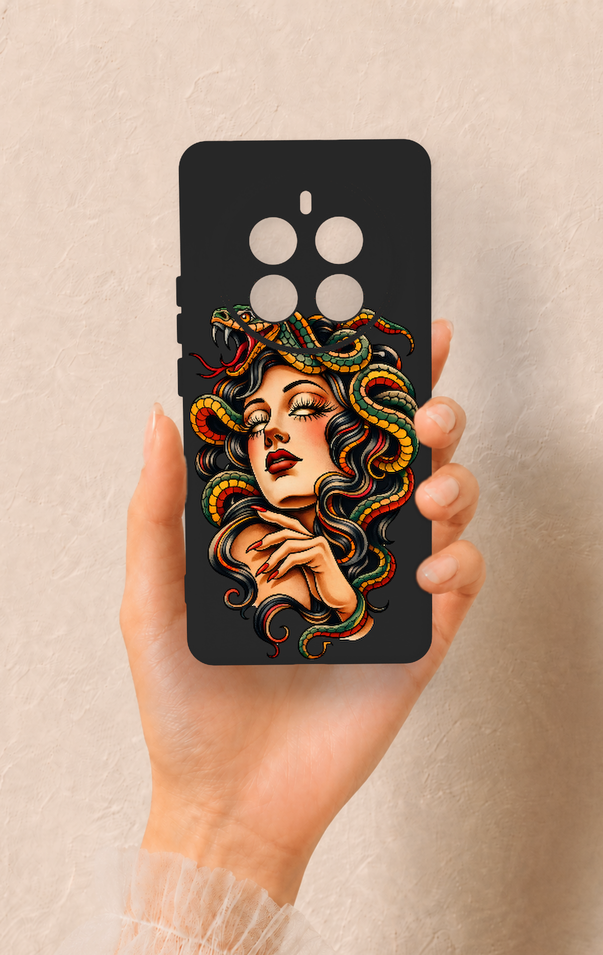 Realme 12 Pro Uyumlu Medusa Desenli Silikon Kılıf