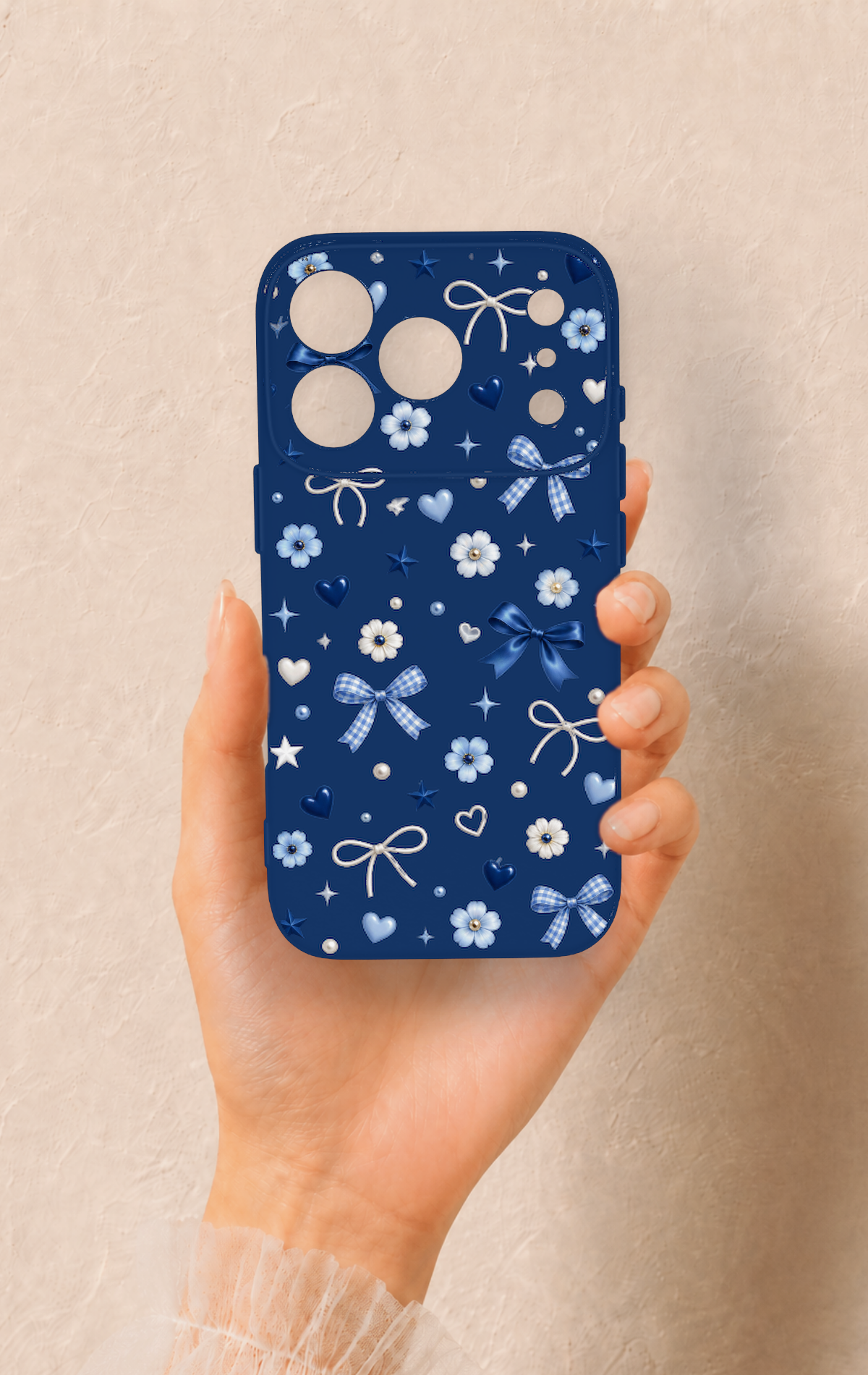 iPhone 17 Pro Uyumlu Mavi Papatya Fiyonk Desenli Silikon Kılıf