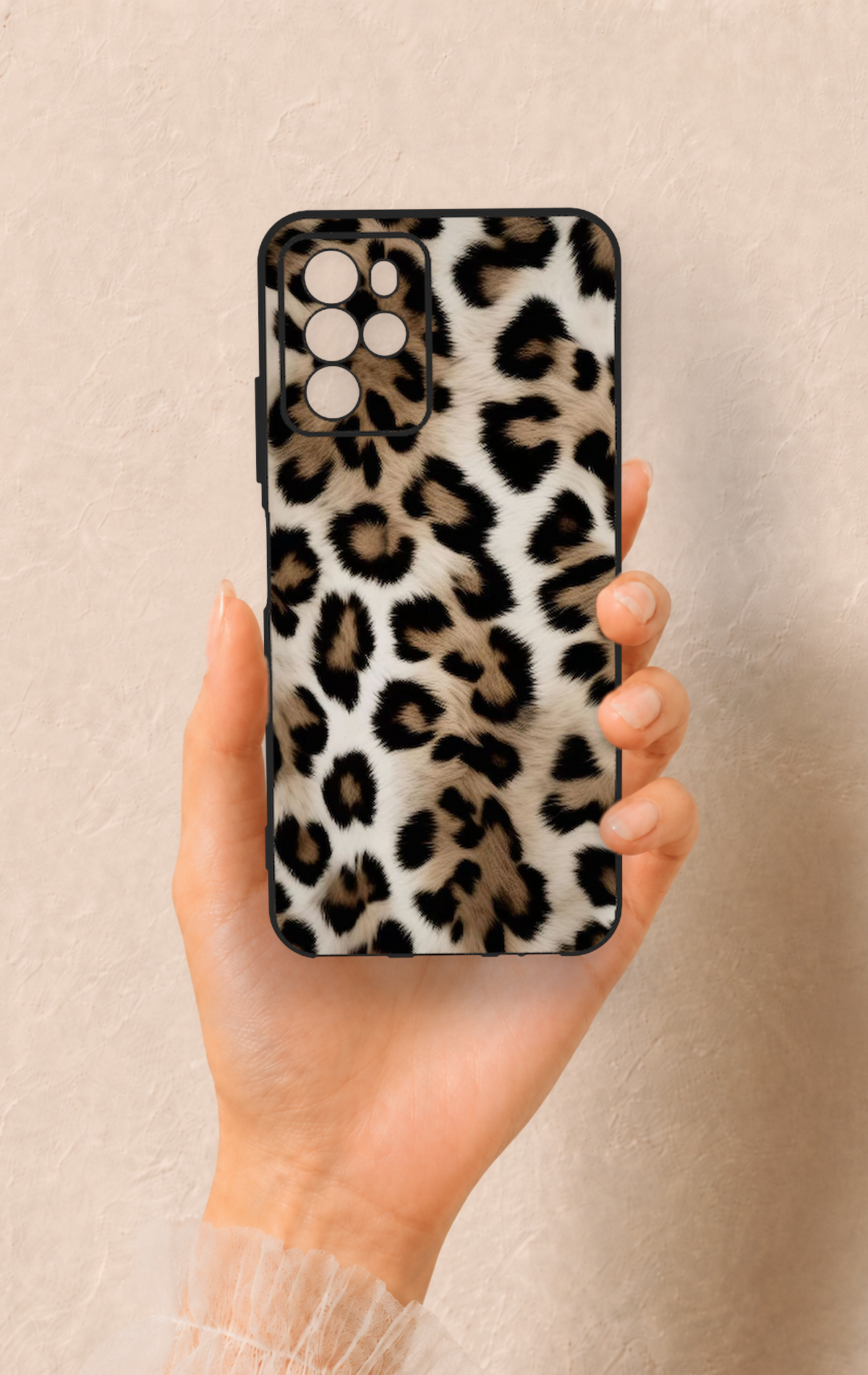 Omix x700 Uyumlu Leopar Derisi Desenli Silikon Kılıf