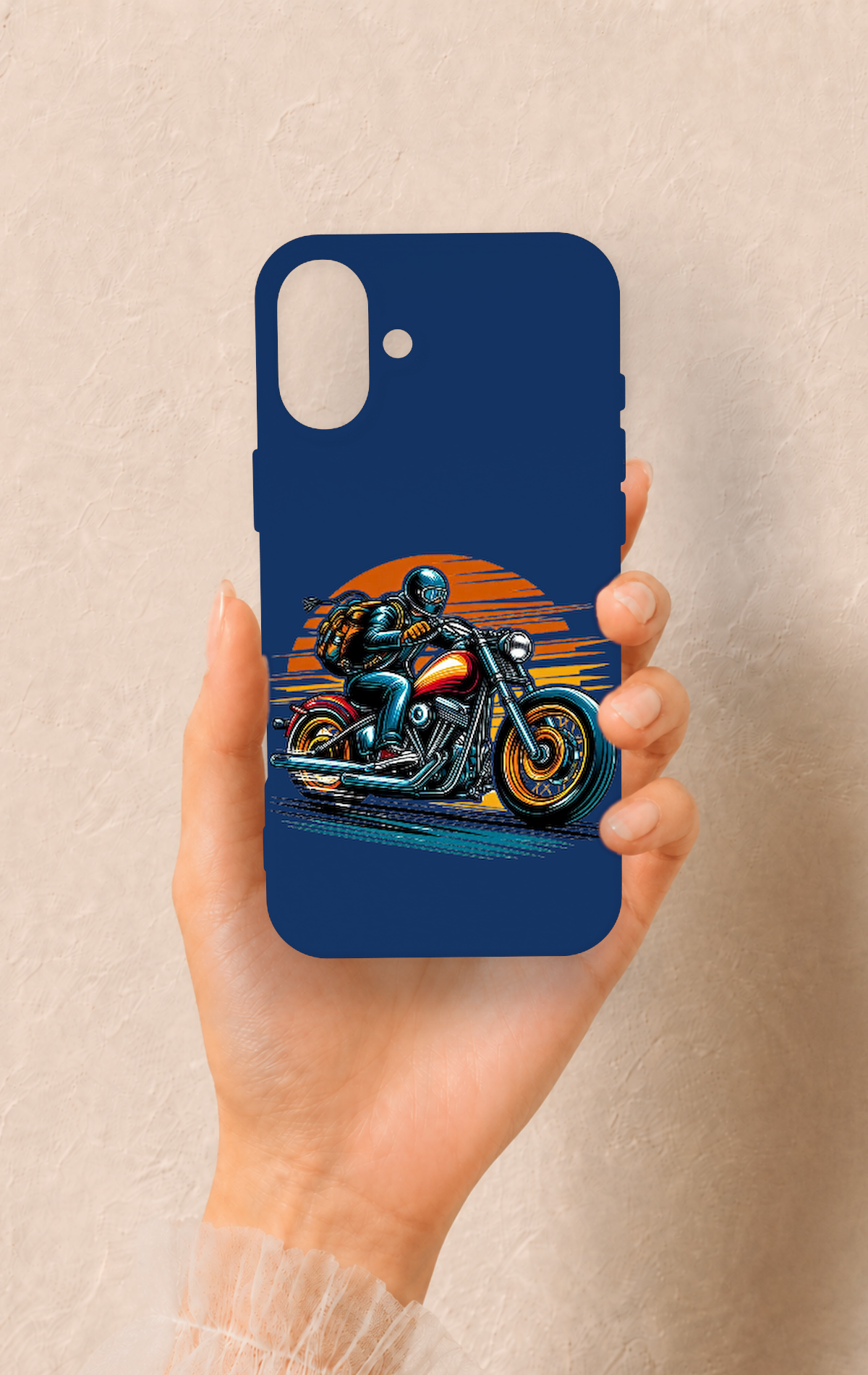 iPhone 16 Plus Uyumlu Moto Rider Desenli Silikon Kılıf