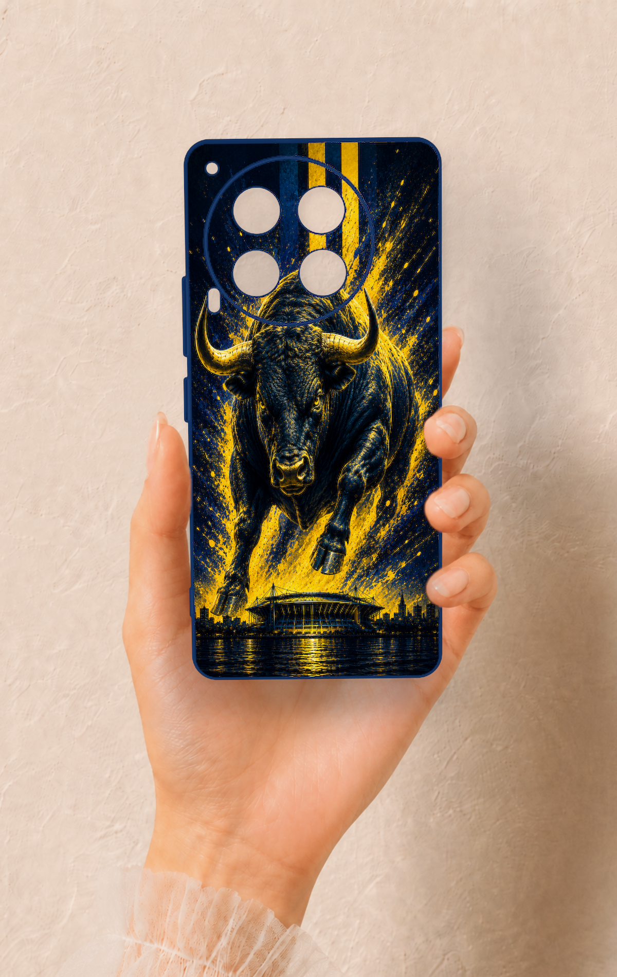 Tecno Camon 30 Uyumlu Kadiköy Boğası Desenli Silikon Kılıf