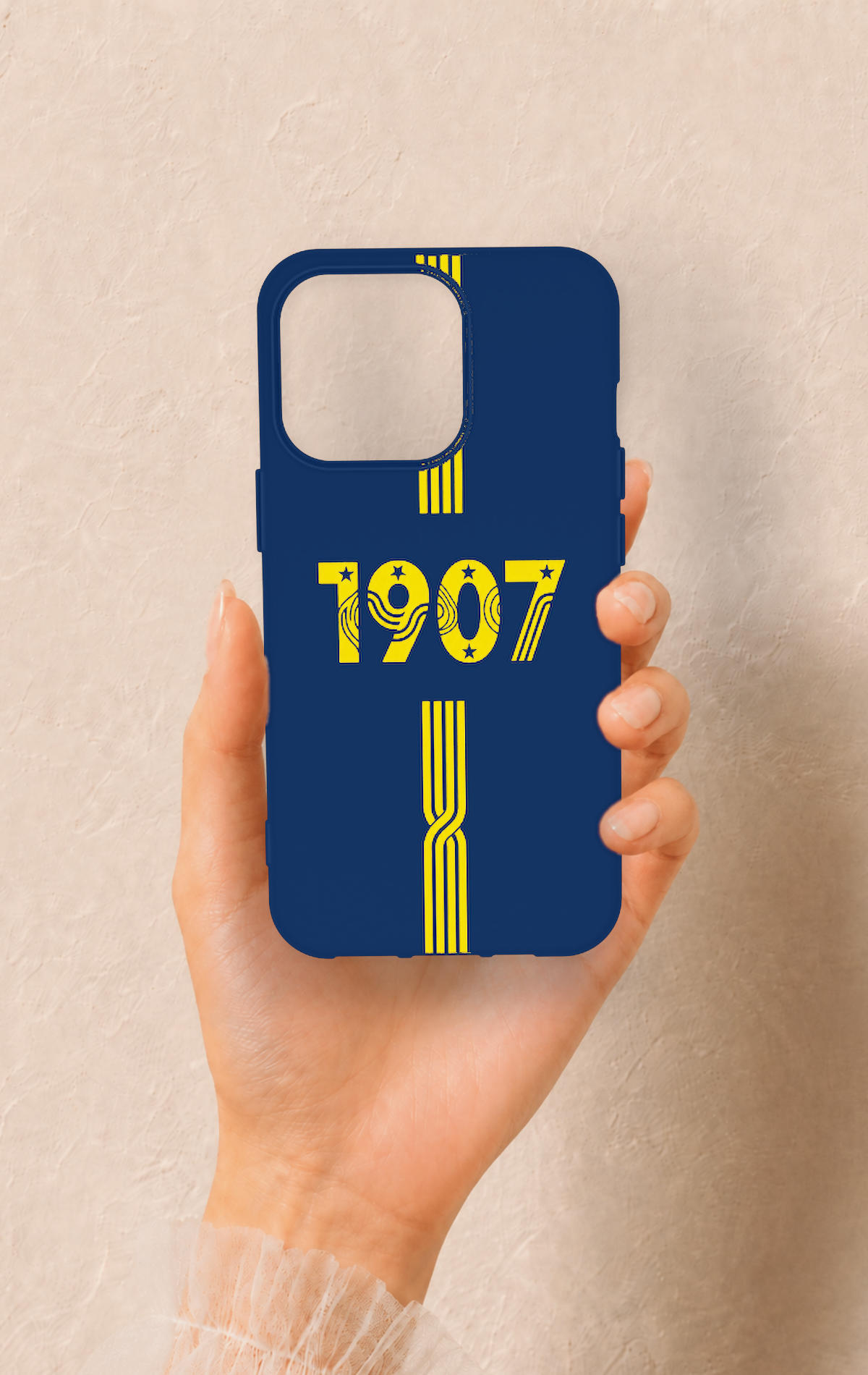 iPhone 13 Pro Uyumlu 1907 Kemer Desenli Silikon Kılıf