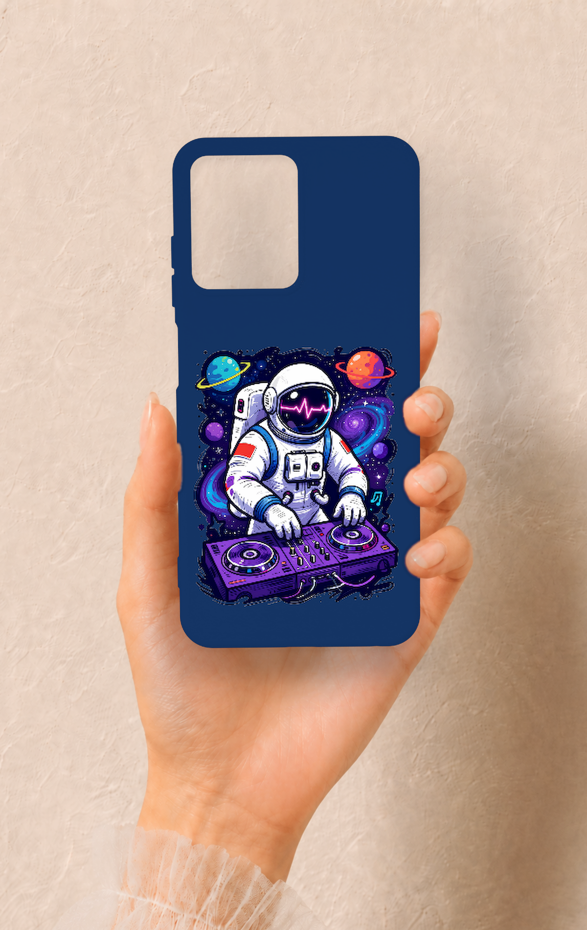 Casper Via M40 Uyumlu Astronot DJ Desenli Silikon Kılıf
