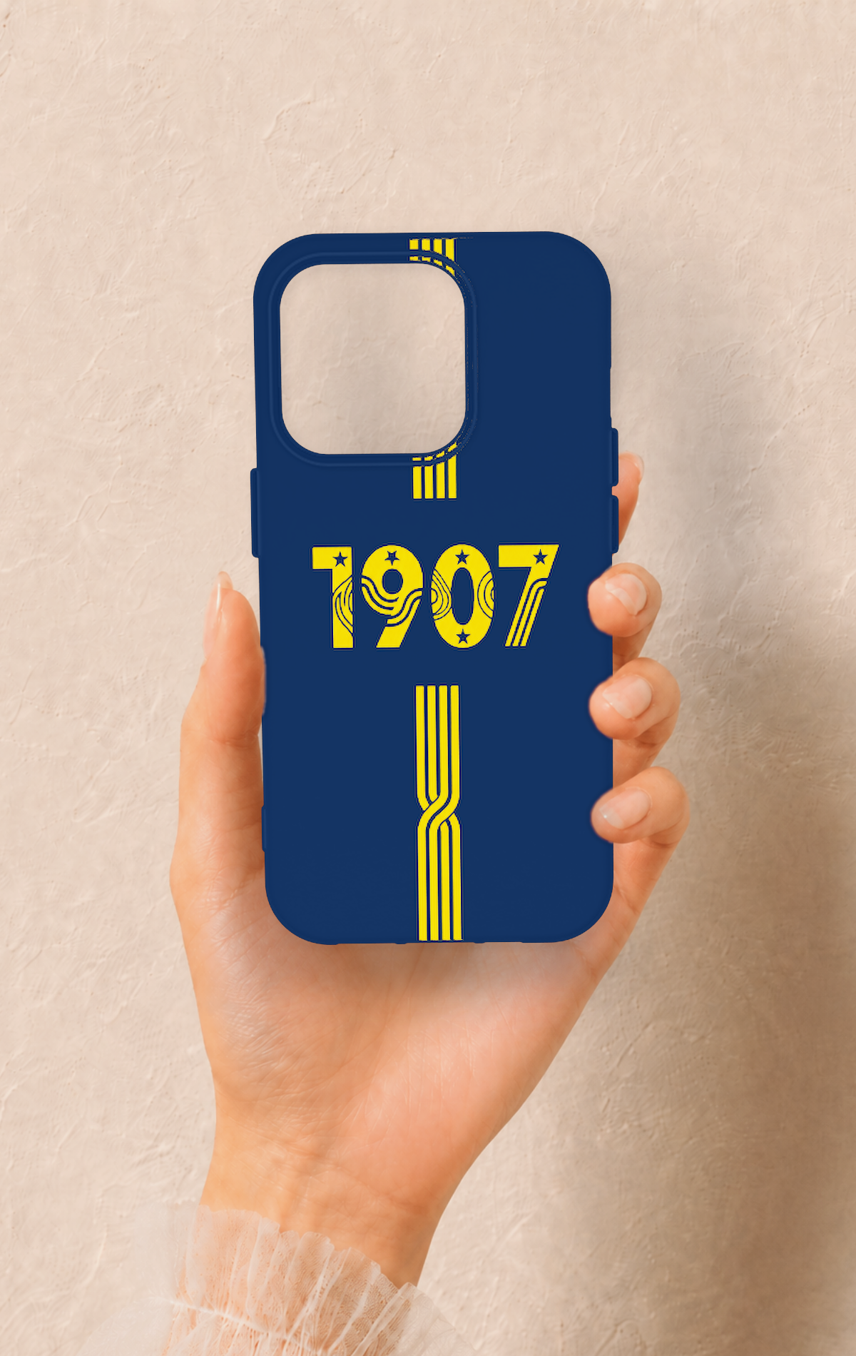iPhone 15 Pro Uyumlu 1907 Kemer Desenli Silikon Kılıf
